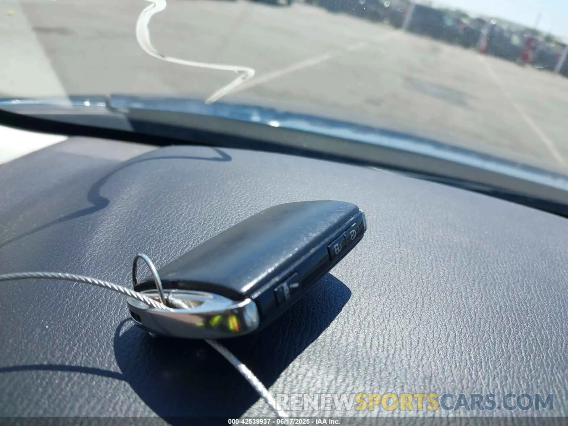 11 Photograph of a damaged car JM3KFBCM1L0818544 MAZDA CX-5 2020