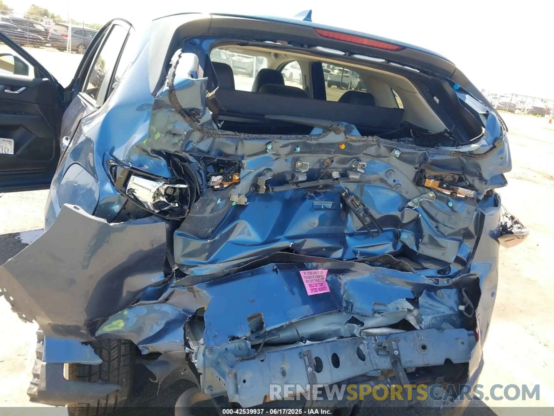 6 Photograph of a damaged car JM3KFBCM1L0818544 MAZDA CX-5 2020