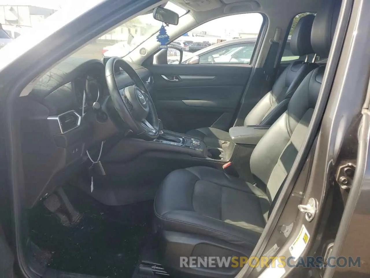 7 Photograph of a damaged car JM3KFBCM1L1818666 MAZDA CX-5 2020