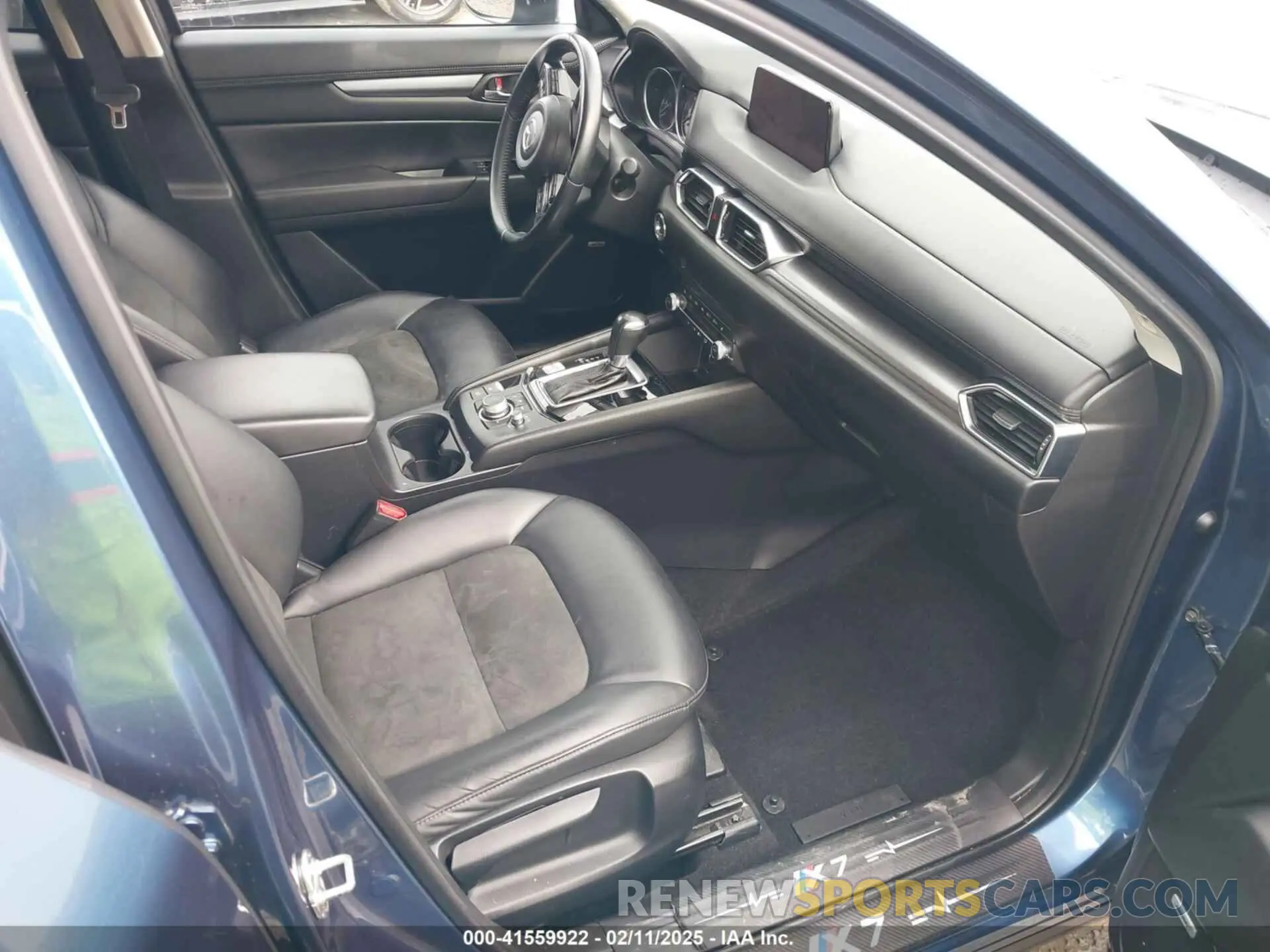 5 Photograph of a damaged car JM3KFBCM1L1843969 MAZDA CX-5 2020