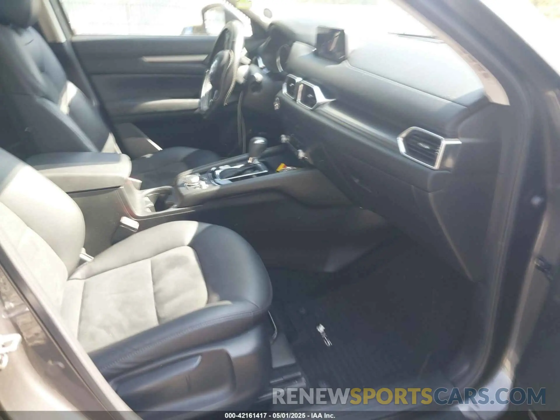 5 Photograph of a damaged car JM3KFBCM1L1867480 MAZDA CX-5 2020