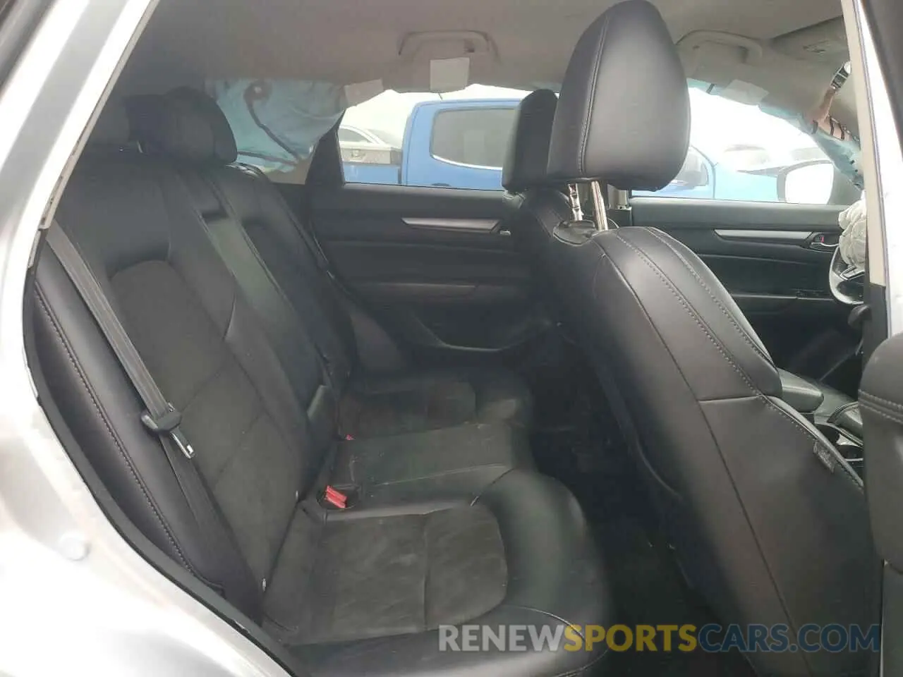 11 Photograph of a damaged car JM3KFBCM2L0768348 MAZDA CX-5 2020
