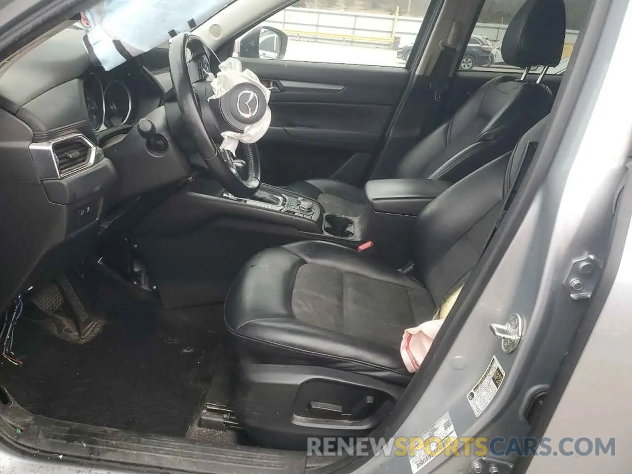 7 Photograph of a damaged car JM3KFBCM2L0768348 MAZDA CX-5 2020