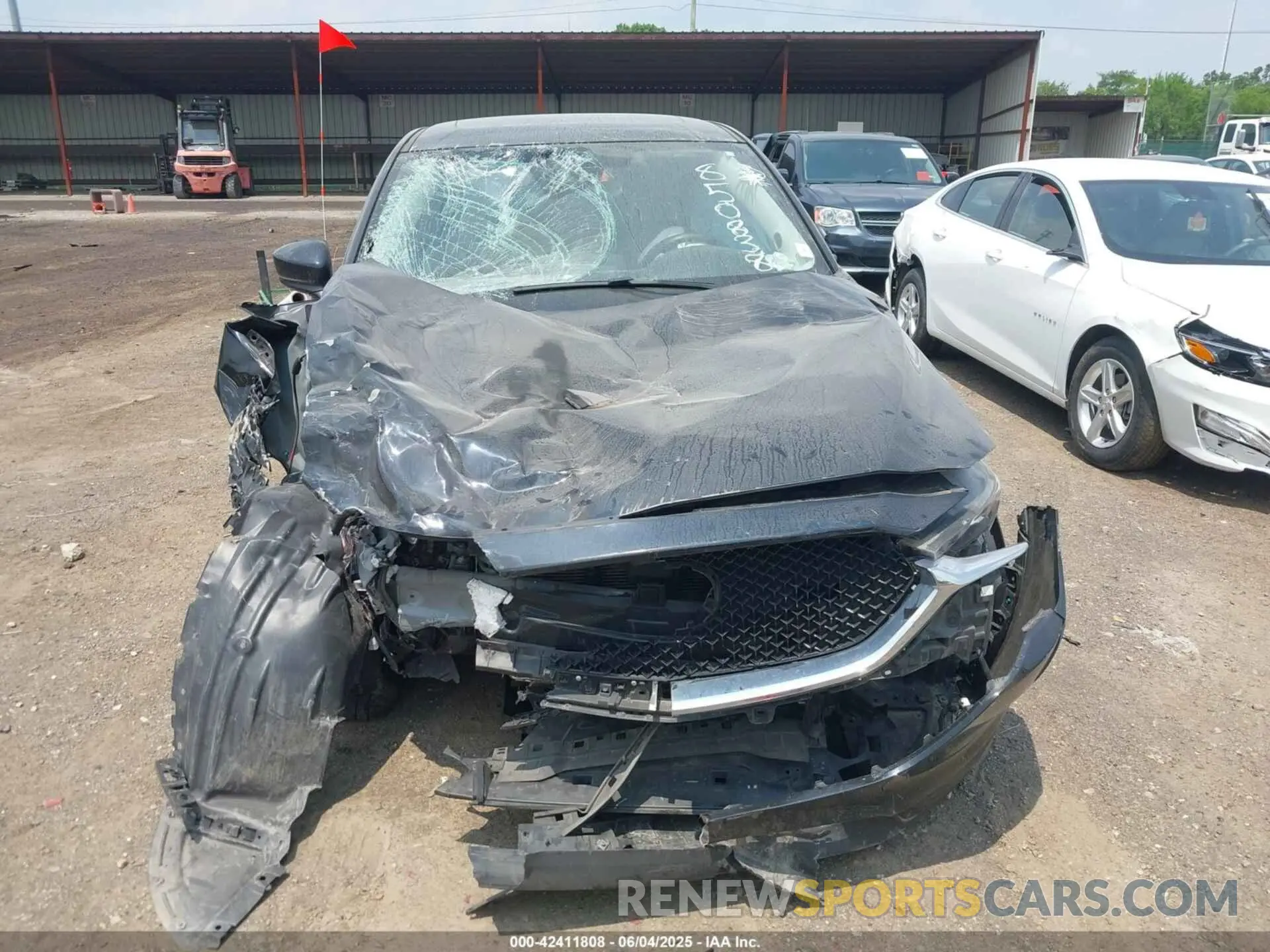 12 Photograph of a damaged car JM3KFBCM2L0850838 MAZDA CX-5 2020