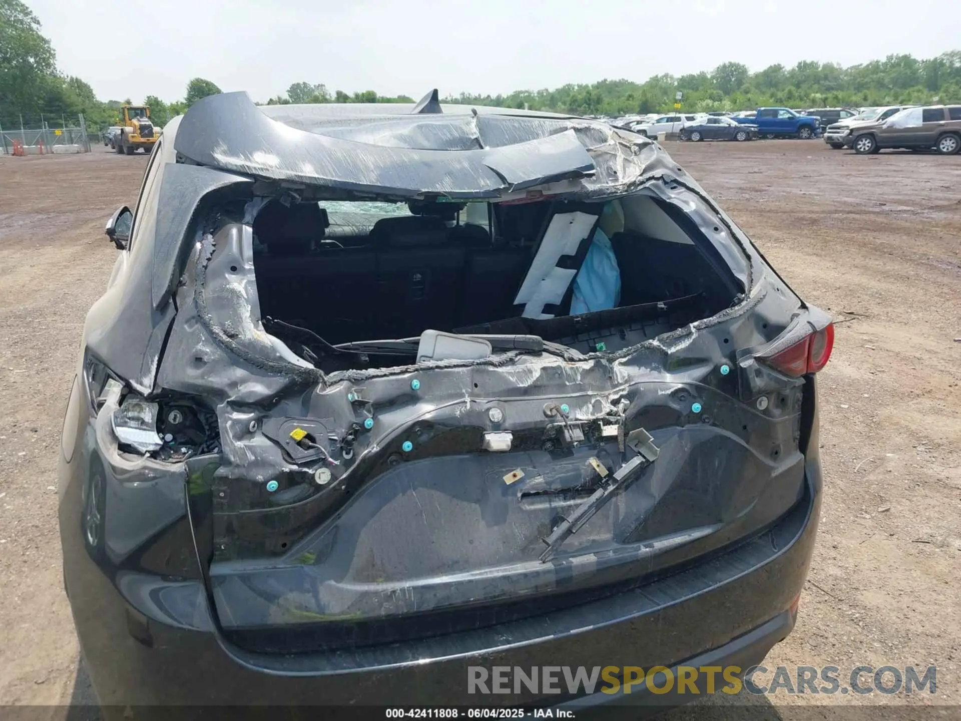 17 Photograph of a damaged car JM3KFBCM2L0850838 MAZDA CX-5 2020