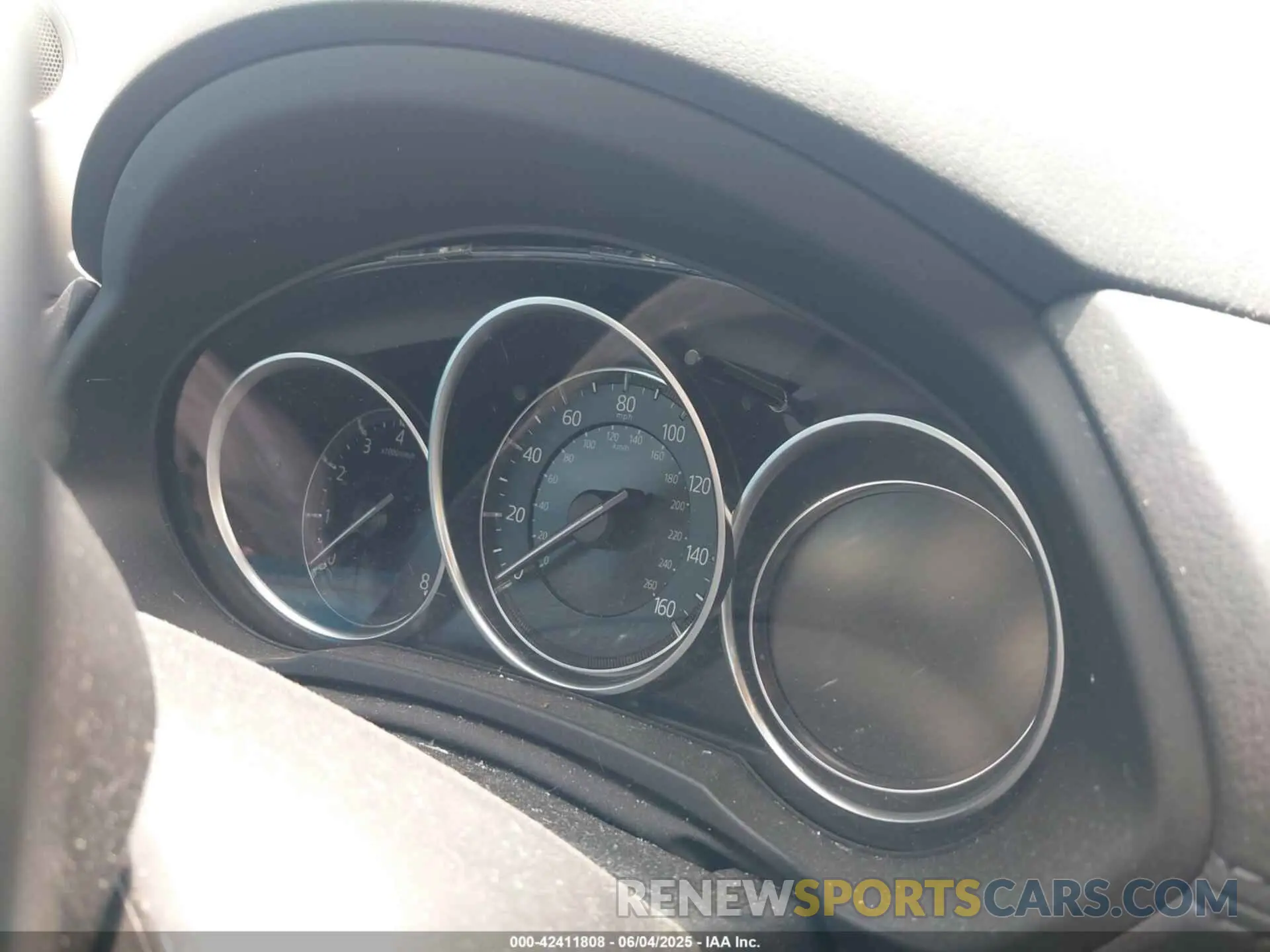 7 Photograph of a damaged car JM3KFBCM2L0850838 MAZDA CX-5 2020