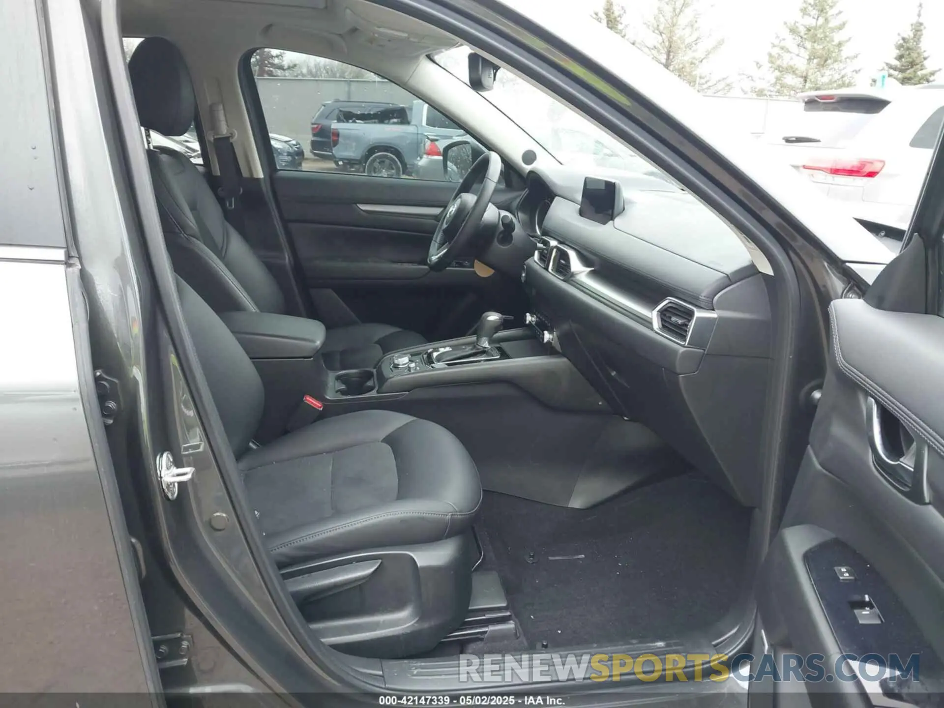 5 Photograph of a damaged car JM3KFBCM2L0850855 MAZDA CX-5 2020