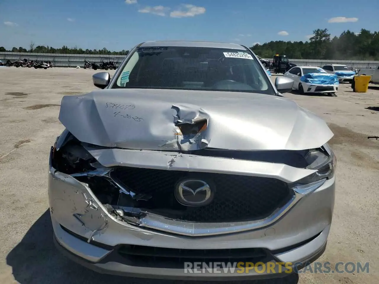 5 Photograph of a damaged car JM3KFBCM2L1824072 MAZDA CX-5 2020