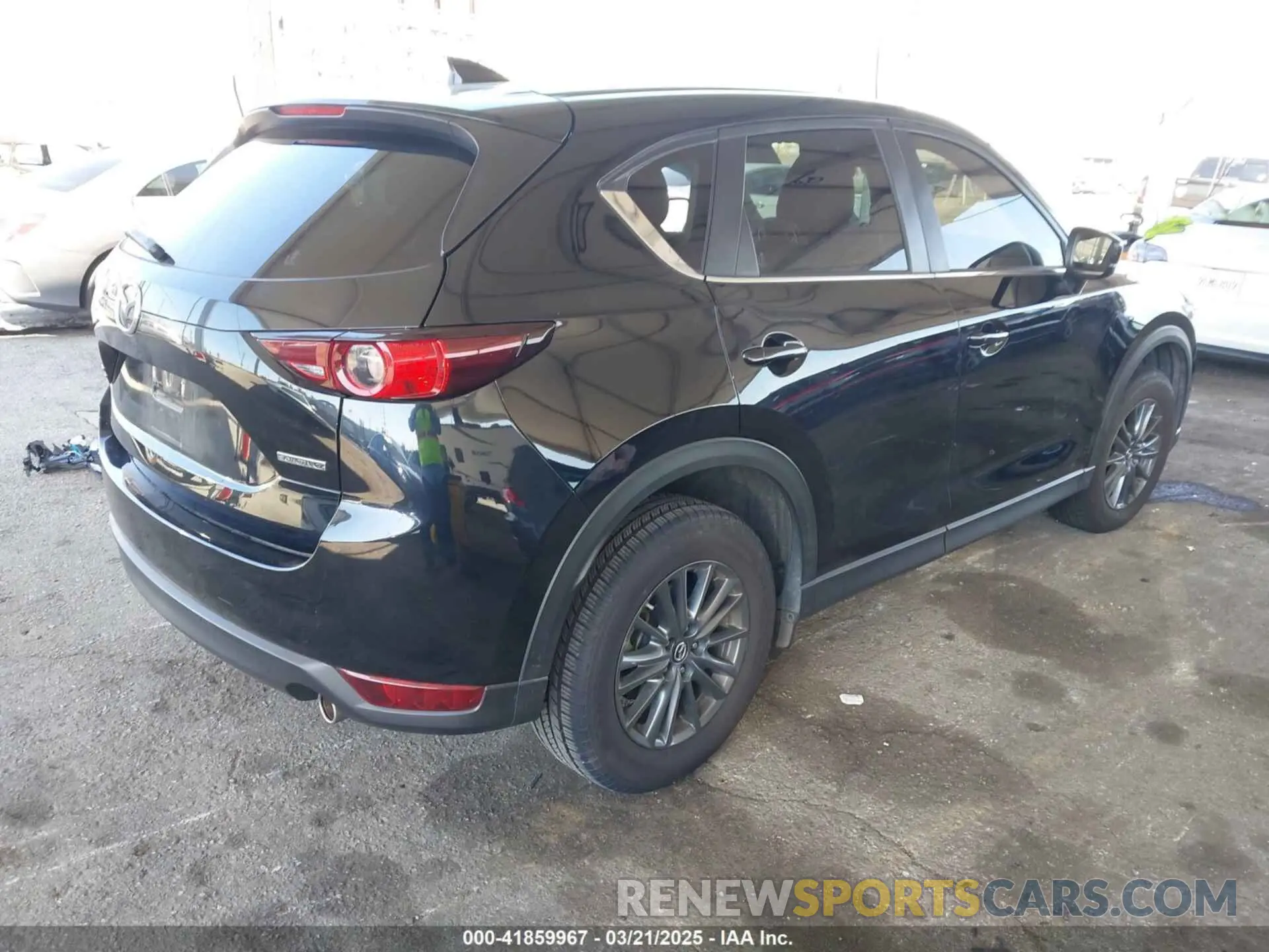 4 Photograph of a damaged car JM3KFBCM5L0741001 MAZDA CX-5 2020