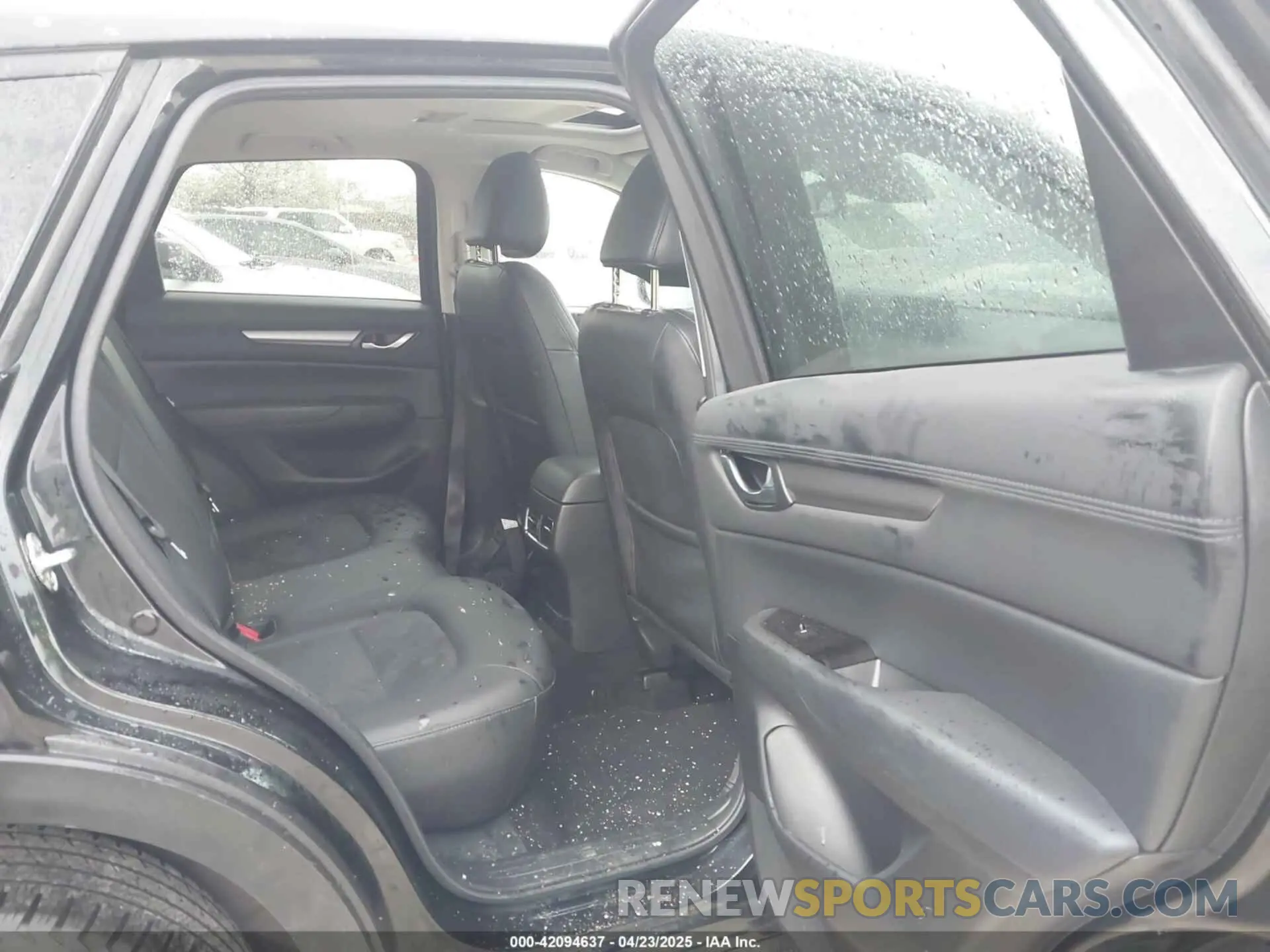 8 Photograph of a damaged car JM3KFBCM5L0802234 MAZDA CX-5 2020
