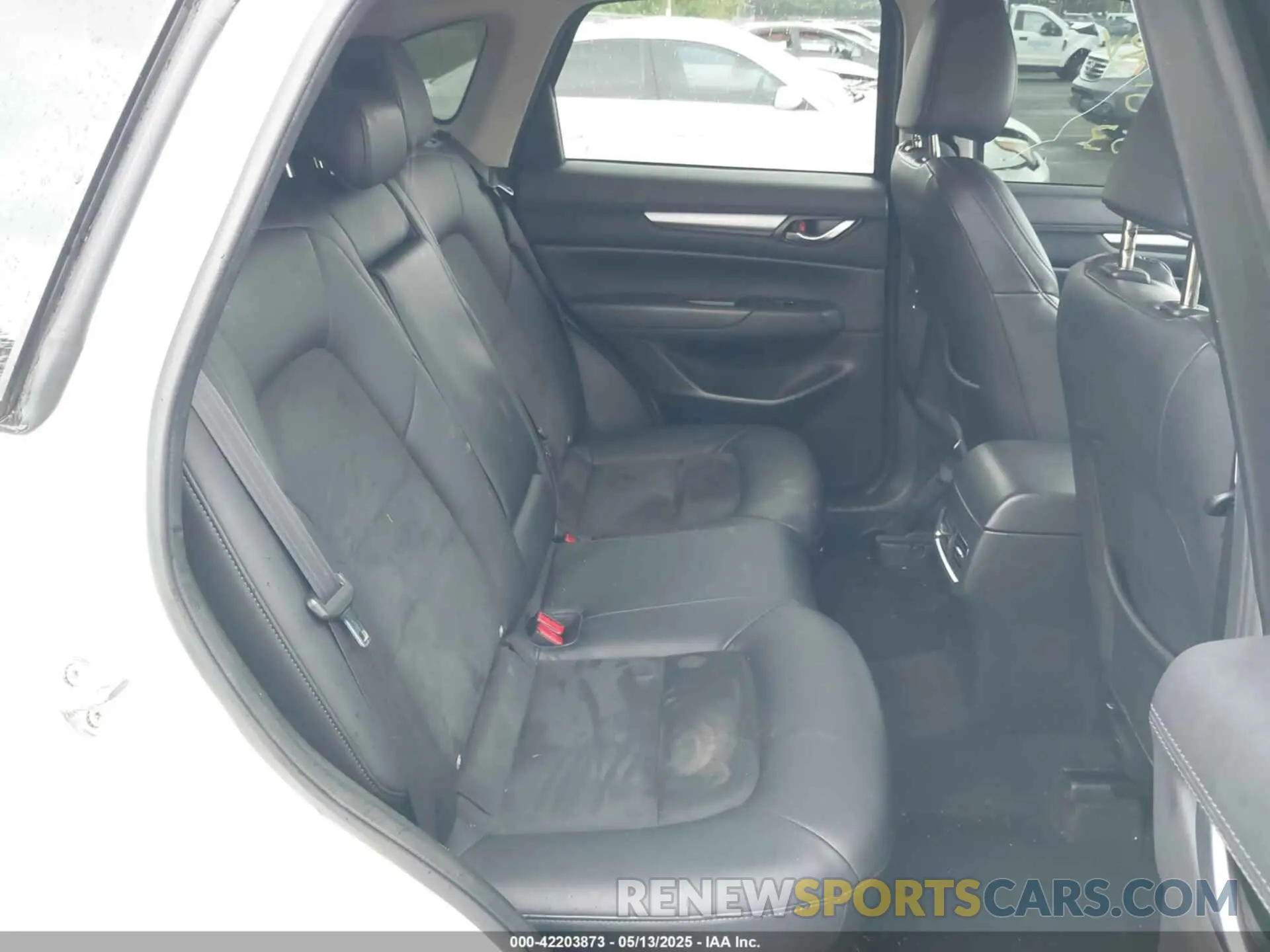 8 Photograph of a damaged car JM3KFBCM5L0857329 MAZDA CX-5 2020
