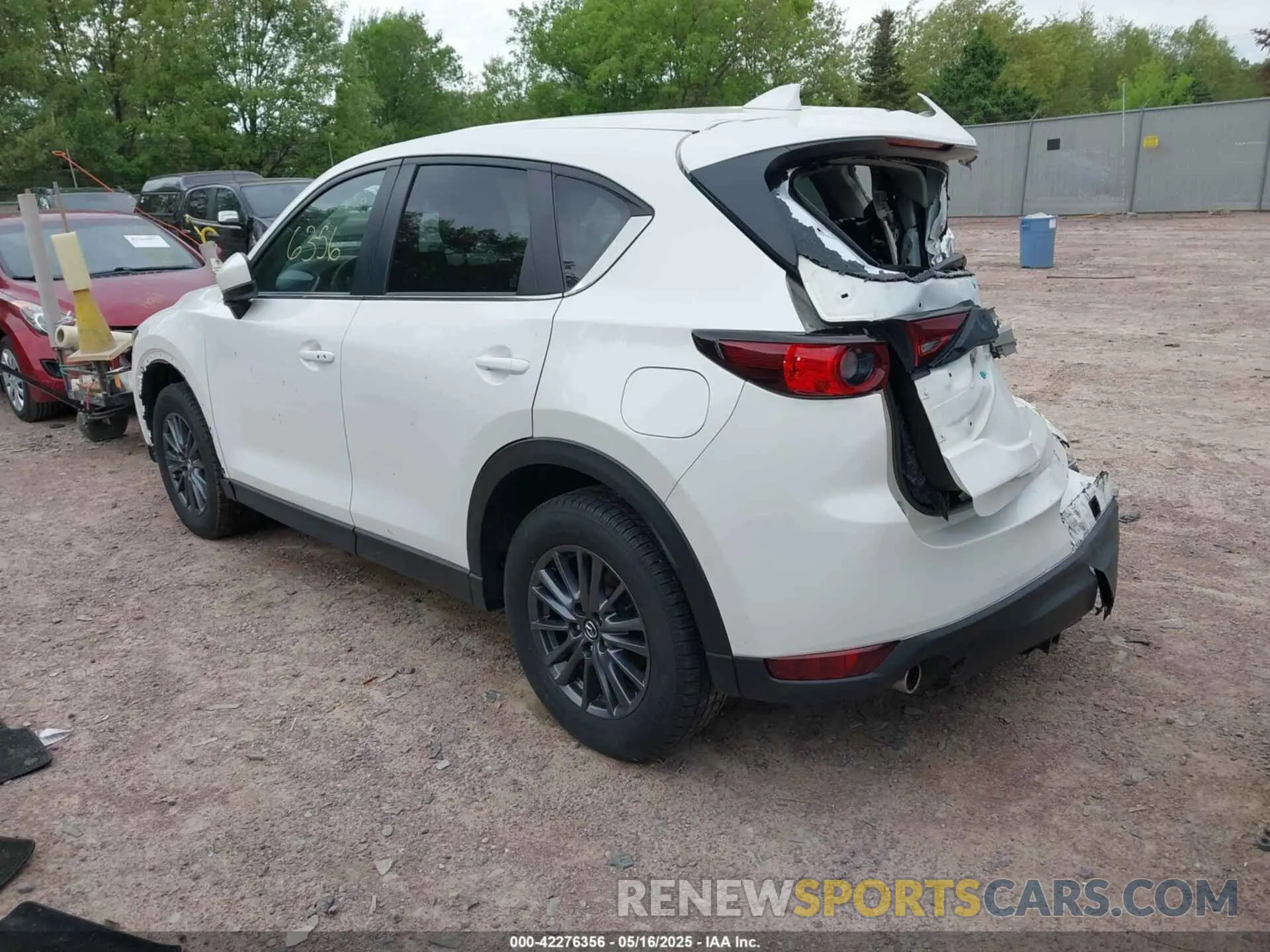 3 Photograph of a damaged car JM3KFBCM5L1849029 MAZDA CX-5 2020
