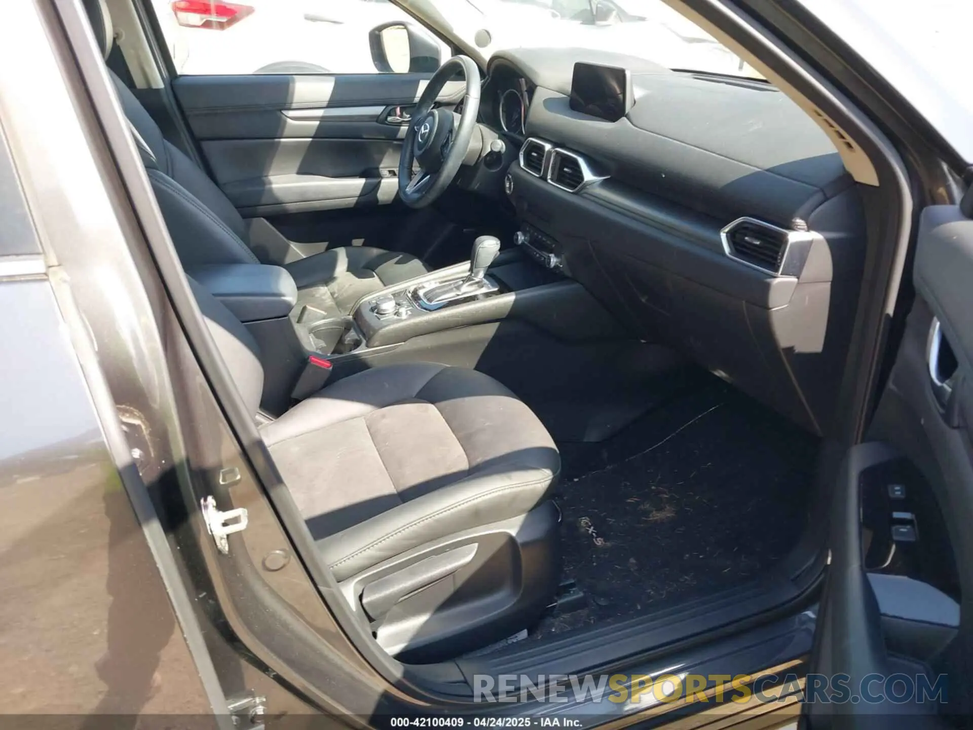 5 Photograph of a damaged car JM3KFBCM6L1828691 MAZDA CX-5 2020