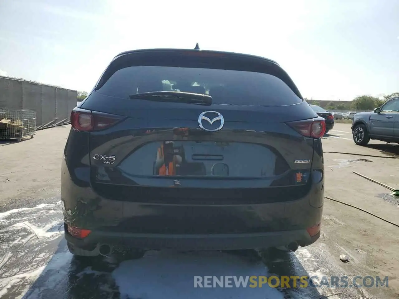 6 Photograph of a damaged car JM3KFBCM7L0785498 MAZDA CX-5 2020
