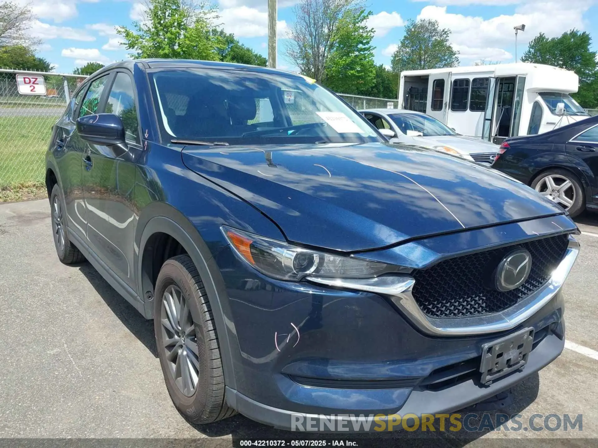 1 Photograph of a damaged car JM3KFBCM8L0778205 MAZDA CX-5 2020