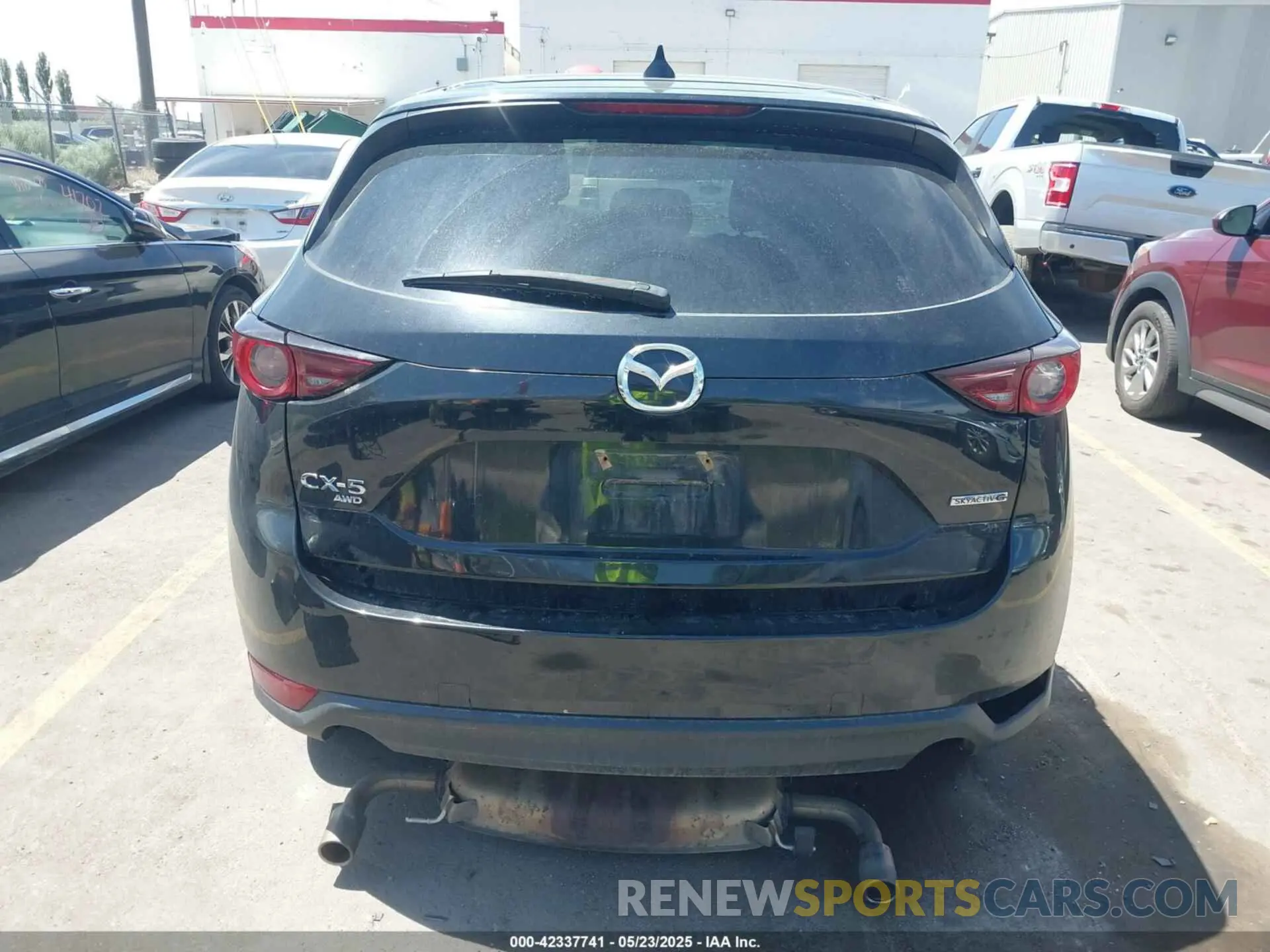 16 Photograph of a damaged car JM3KFBCMXL0741835 MAZDA CX-5 2020