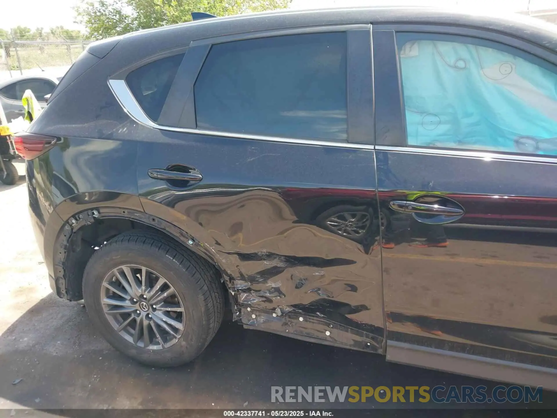 6 Photograph of a damaged car JM3KFBCMXL0741835 MAZDA CX-5 2020