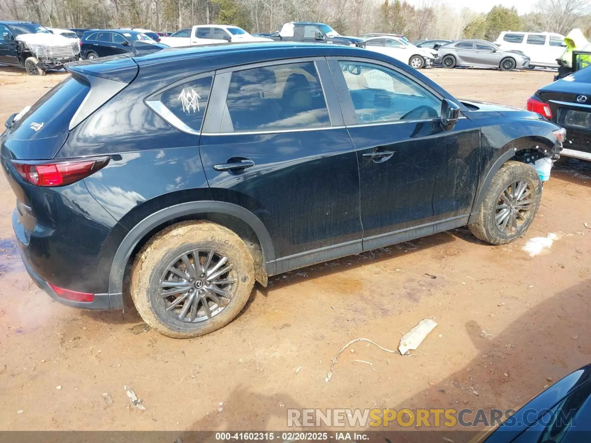 4 Photograph of a damaged car JM3KFBCMXL1741182 MAZDA CX-5 2020