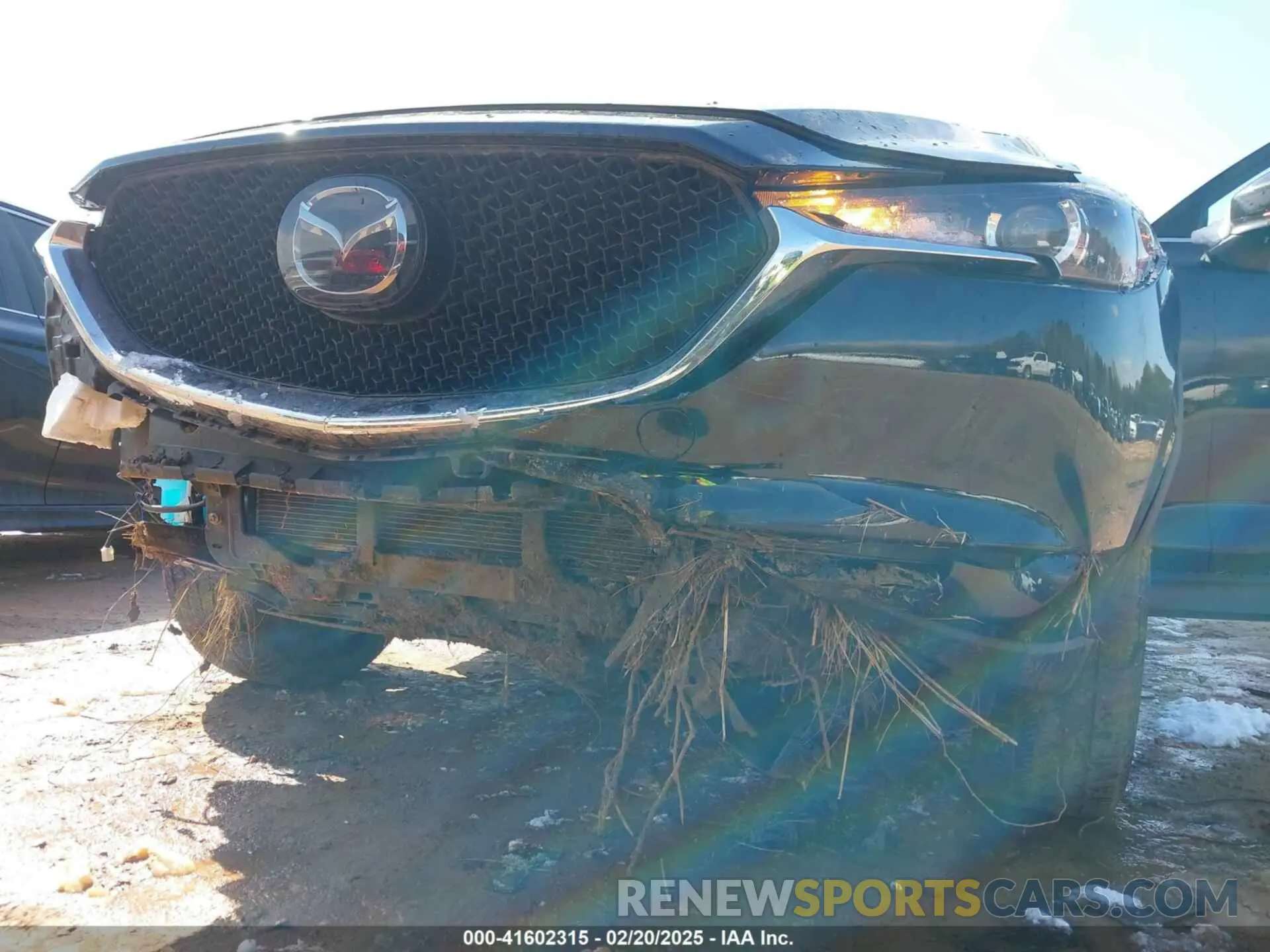 6 Photograph of a damaged car JM3KFBCMXL1741182 MAZDA CX-5 2020