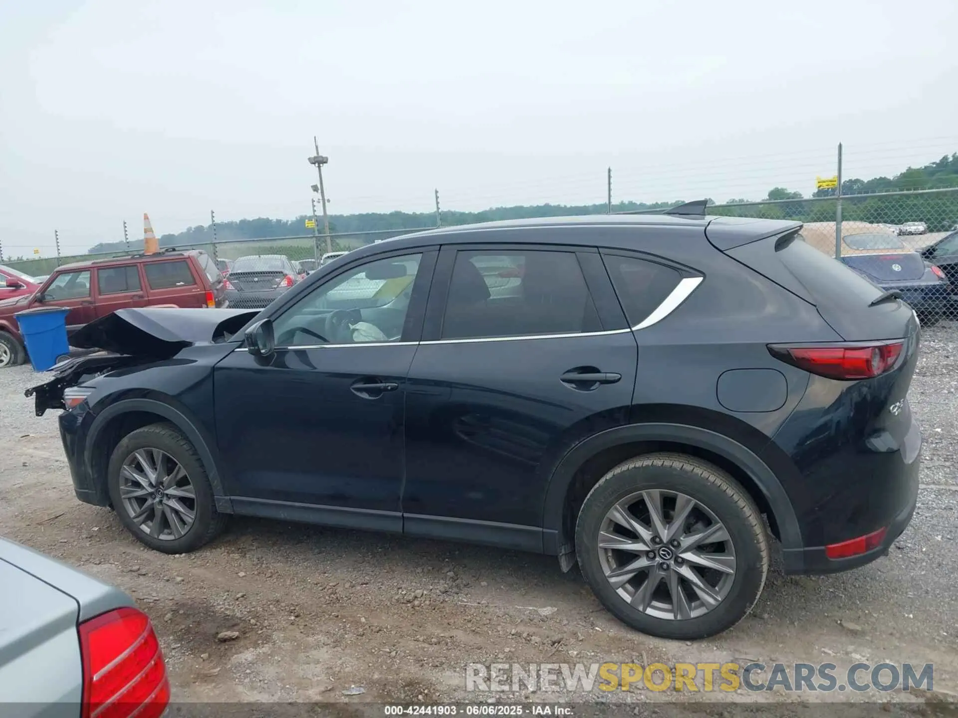 14 Photograph of a damaged car JM3KFBDM0L0819635 MAZDA CX-5 2020