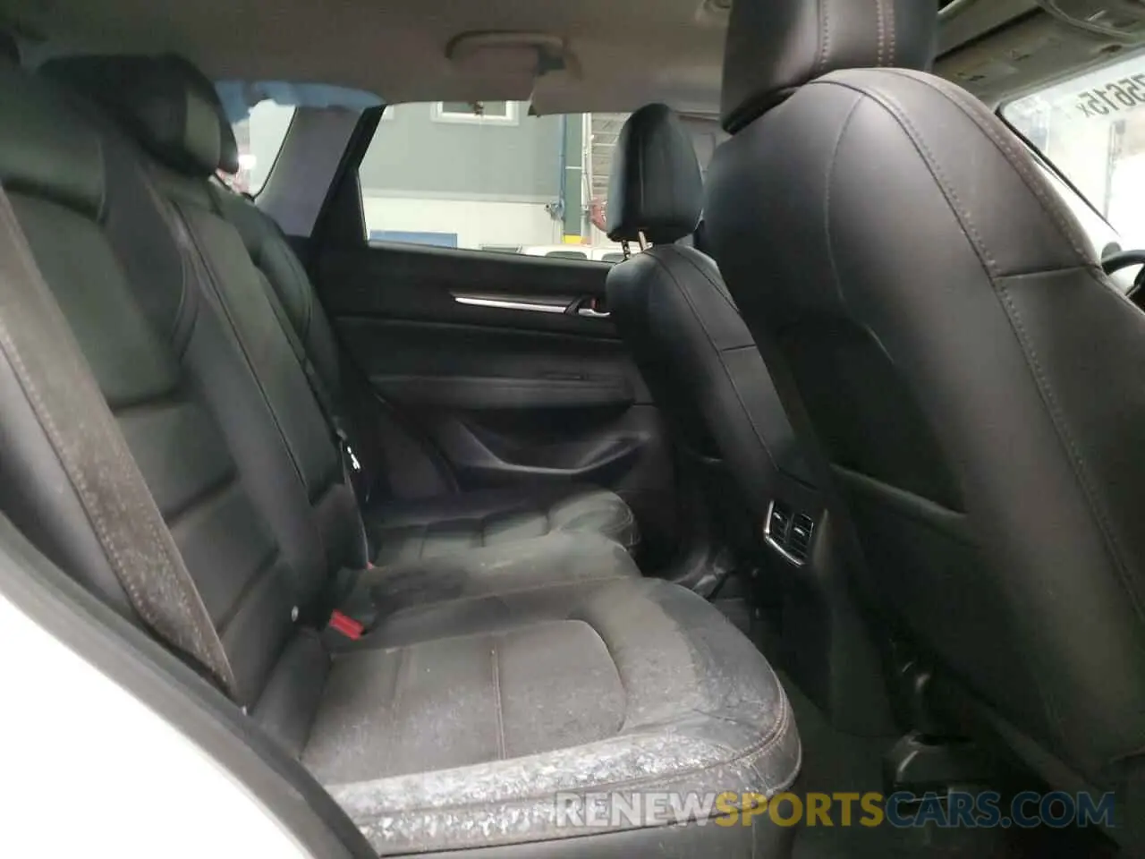 11 Photograph of a damaged car JM3KFBDM0L1842715 MAZDA CX-5 2020