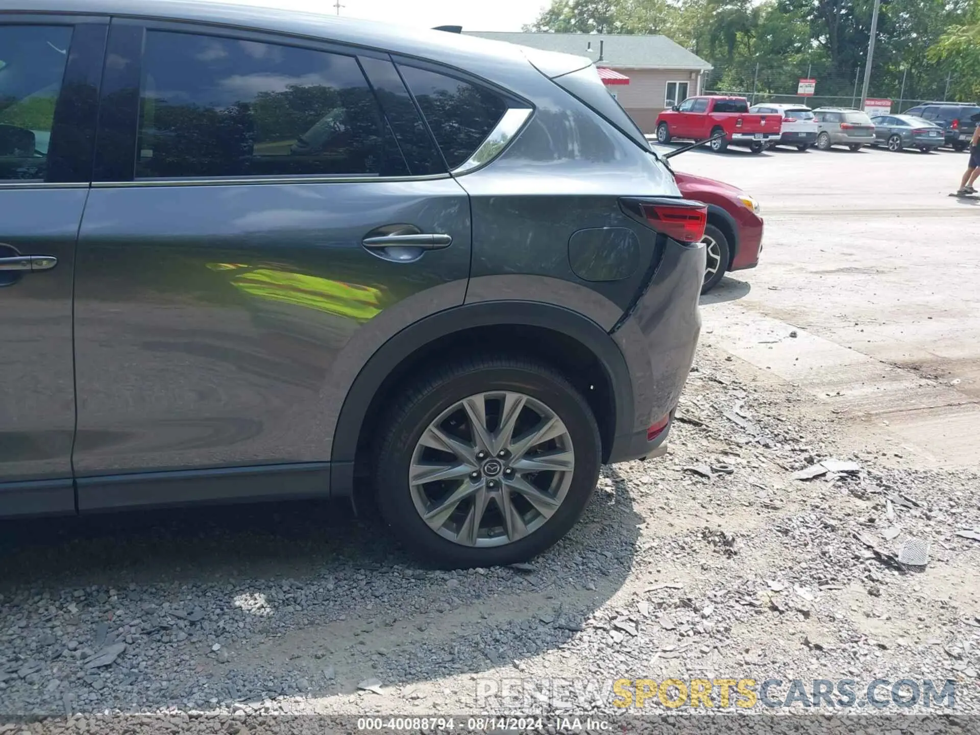 17 Photograph of a damaged car JM3KFBDM1L0821975 MAZDA CX-5 2020