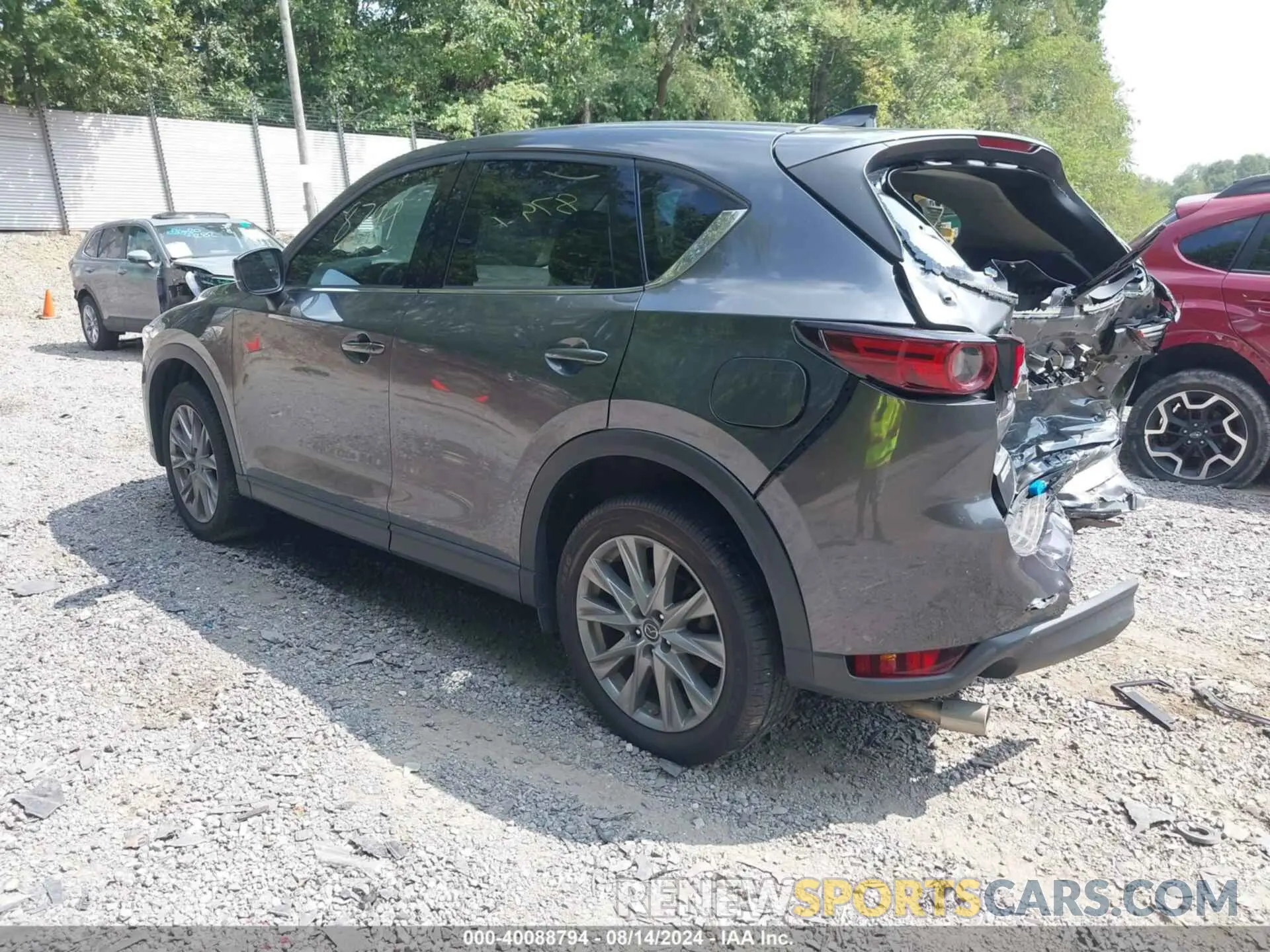 3 Photograph of a damaged car JM3KFBDM1L0821975 MAZDA CX-5 2020