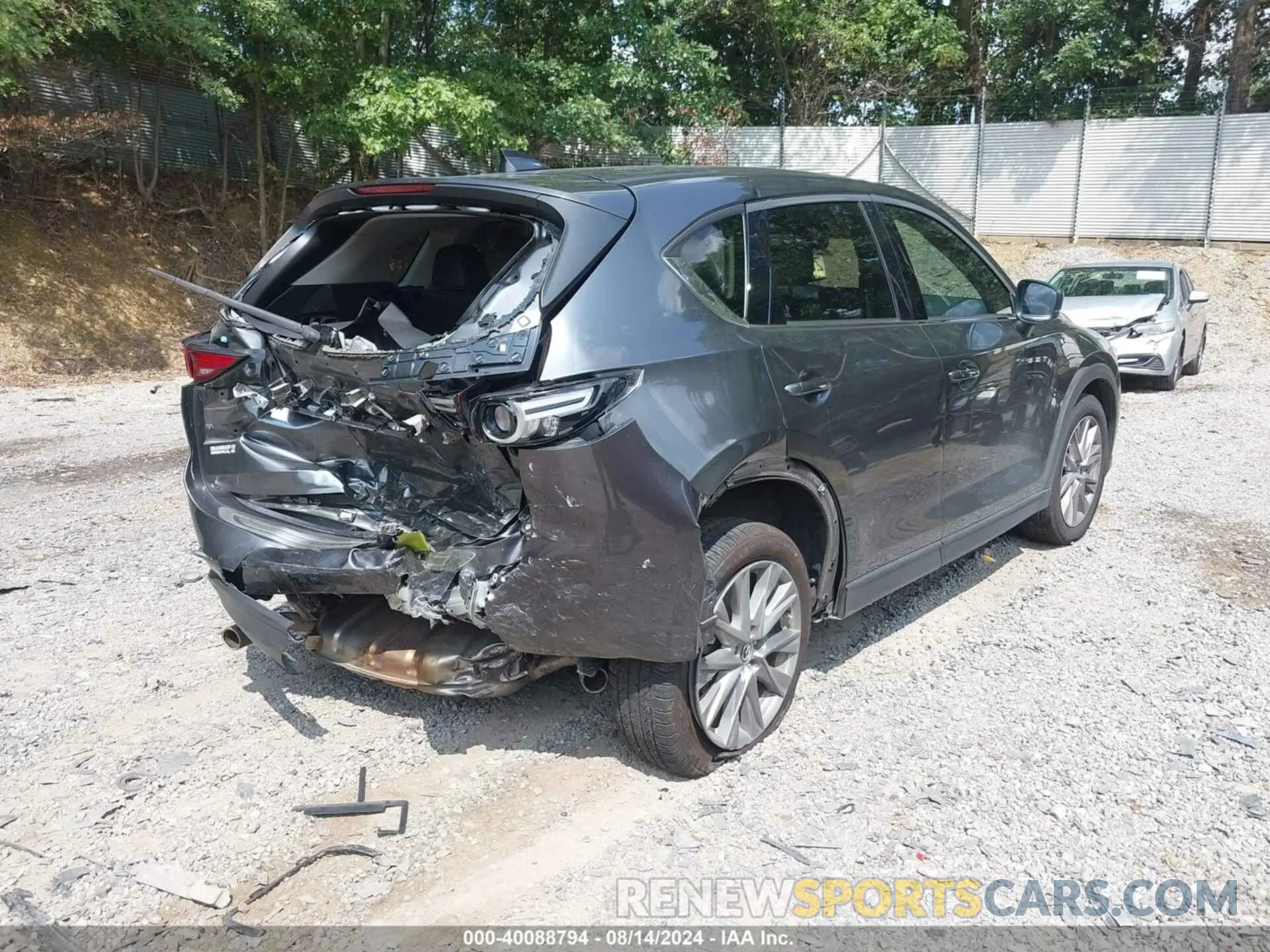 4 Photograph of a damaged car JM3KFBDM1L0821975 MAZDA CX-5 2020