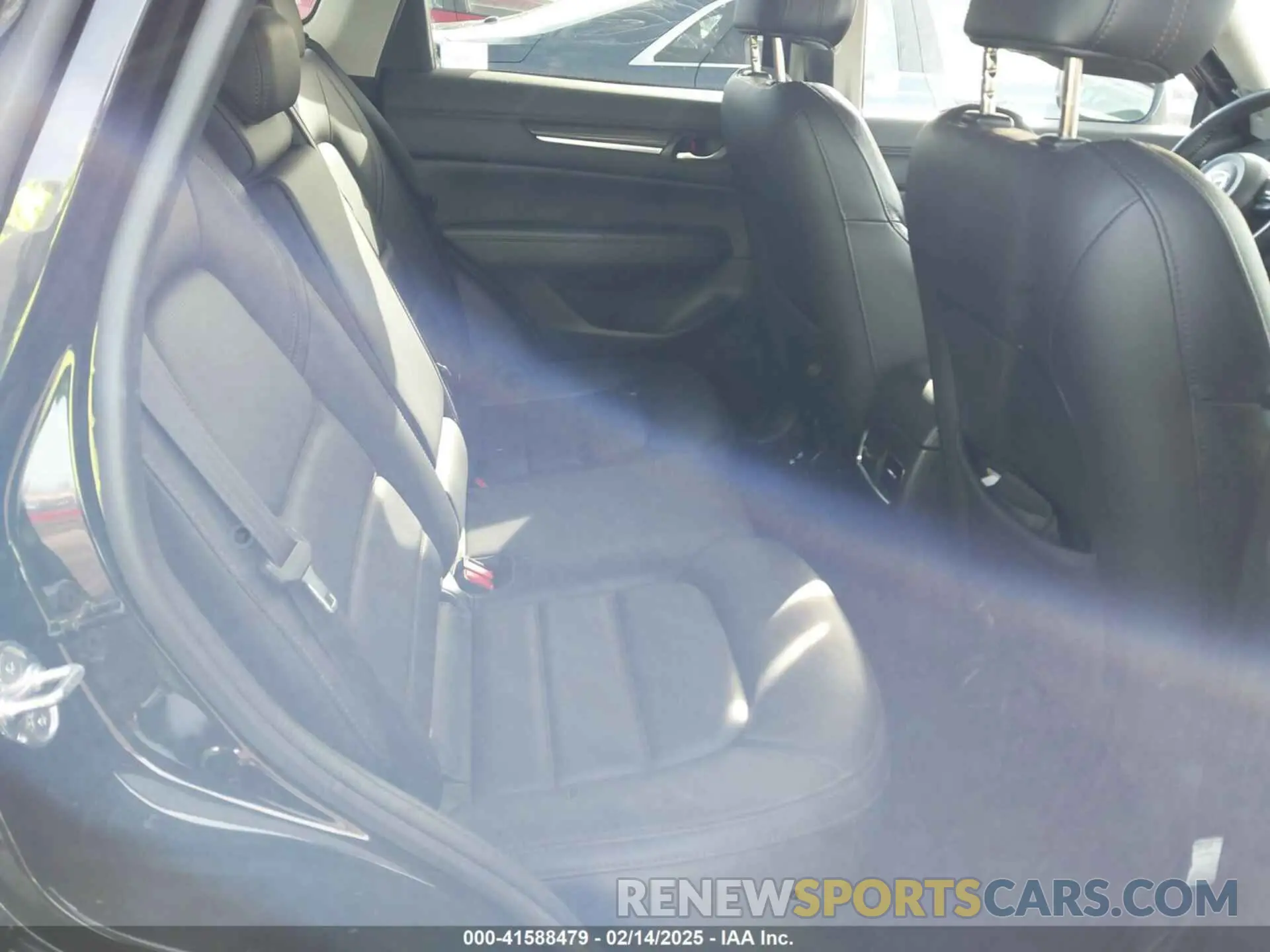 8 Photograph of a damaged car JM3KFBDM1L0842003 MAZDA CX-5 2020