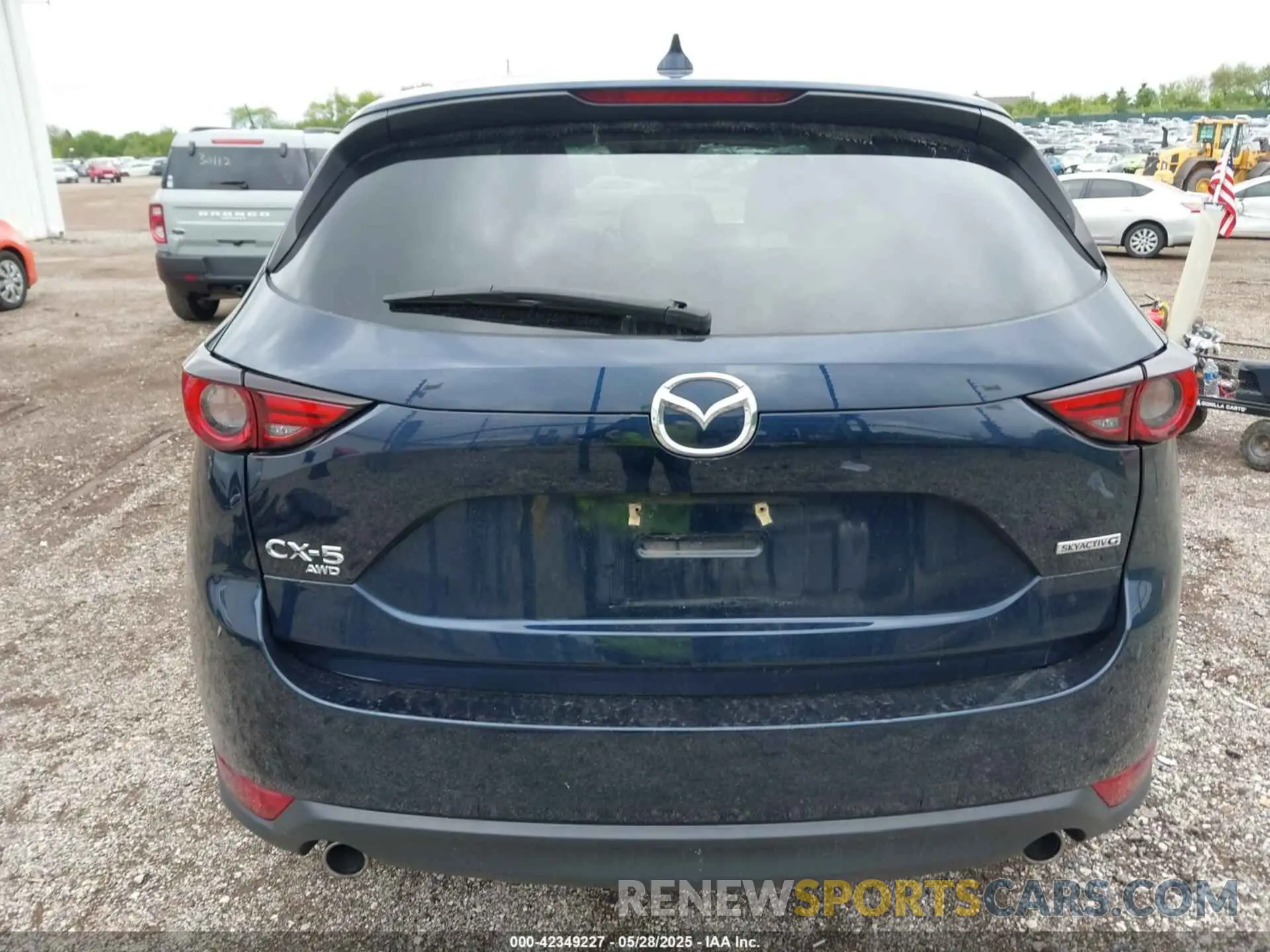 17 Photograph of a damaged car JM3KFBDM1L0855480 MAZDA CX-5 2020