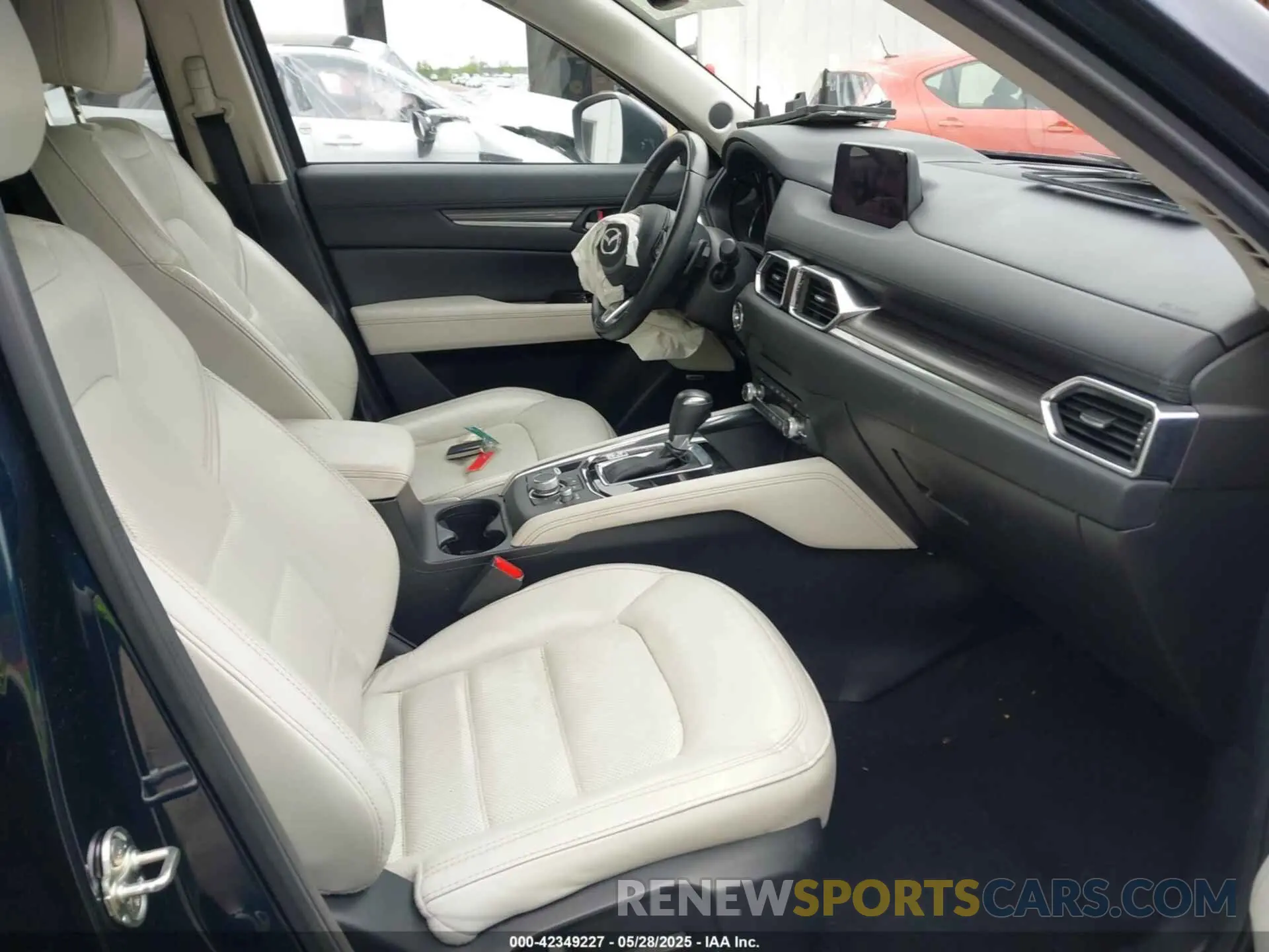 5 Photograph of a damaged car JM3KFBDM1L0855480 MAZDA CX-5 2020