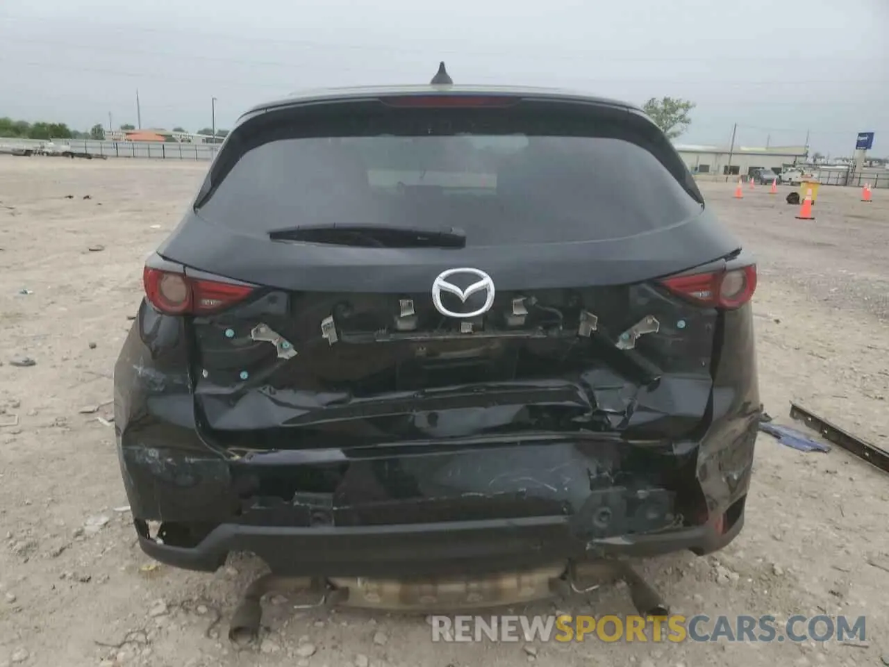 6 Photograph of a damaged car JM3KFBDM1L1781195 MAZDA CX-5 2020