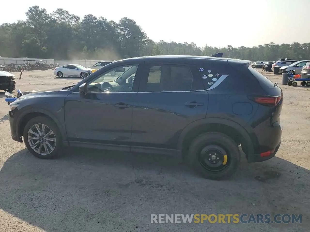 2 Photograph of a damaged car JM3KFBDM1L1834011 MAZDA CX-5 2020