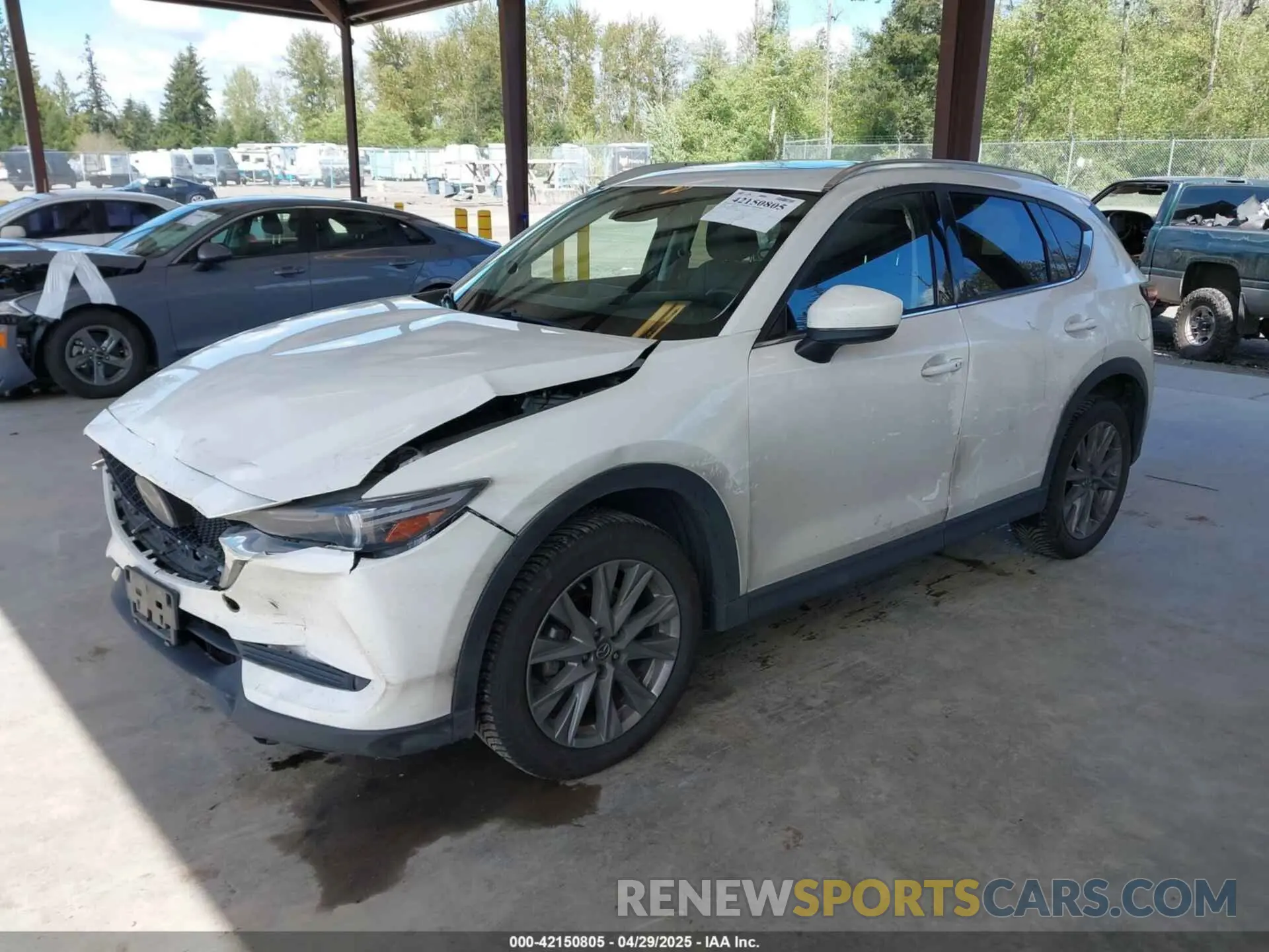 2 Photograph of a damaged car JM3KFBDM2L0863944 MAZDA CX-5 2020