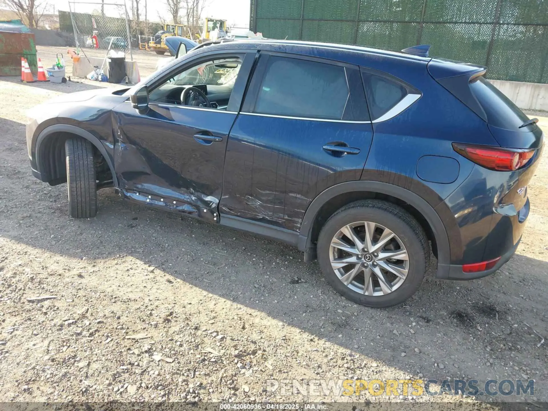 3 Photograph of a damaged car JM3KFBDM4L0779284 MAZDA CX-5 2020