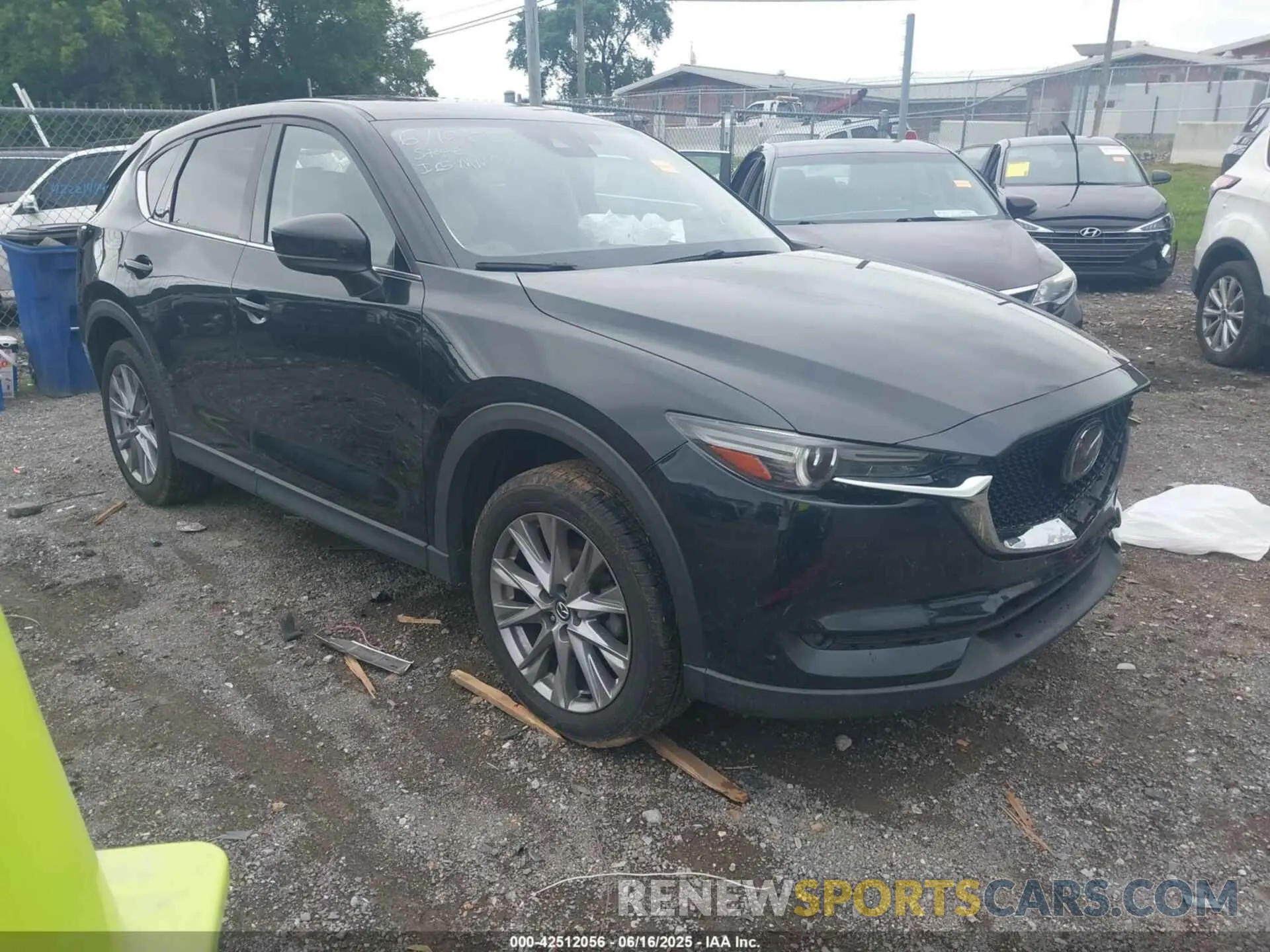 1 Photograph of a damaged car JM3KFBDM4L0857837 MAZDA CX-5 2020