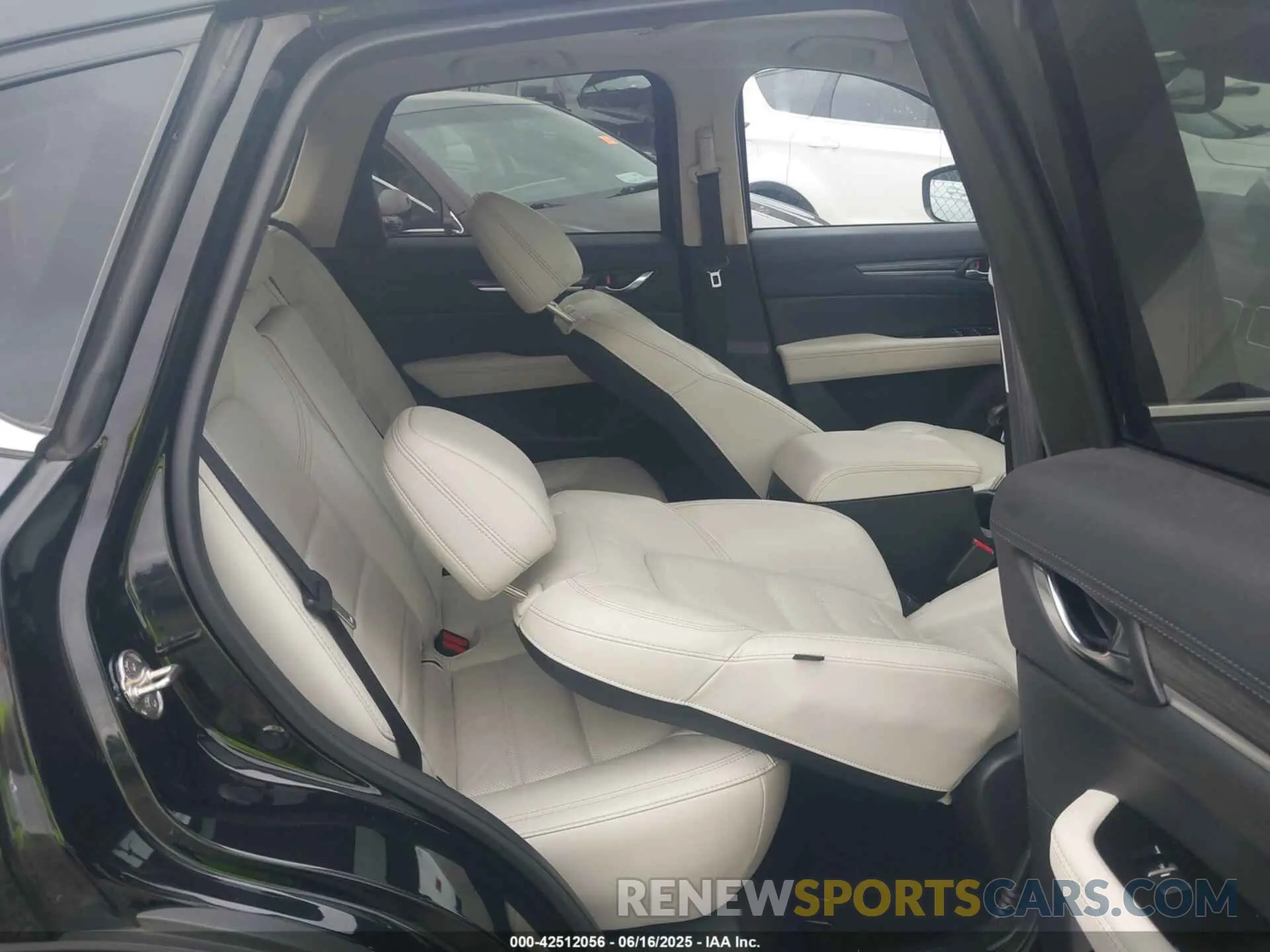8 Photograph of a damaged car JM3KFBDM4L0857837 MAZDA CX-5 2020