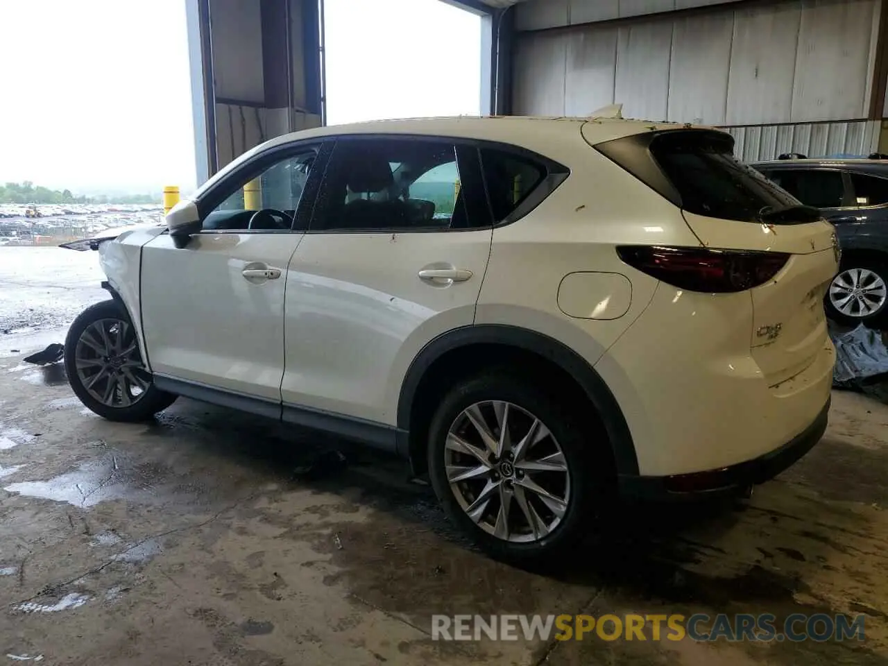 2 Photograph of a damaged car JM3KFBDM5L0727467 MAZDA CX-5 2020