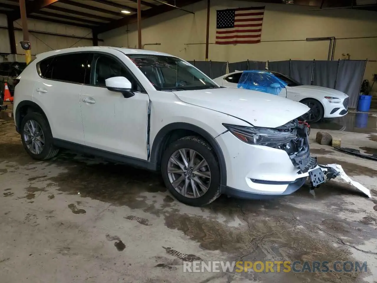 4 Photograph of a damaged car JM3KFBDM5L0727467 MAZDA CX-5 2020