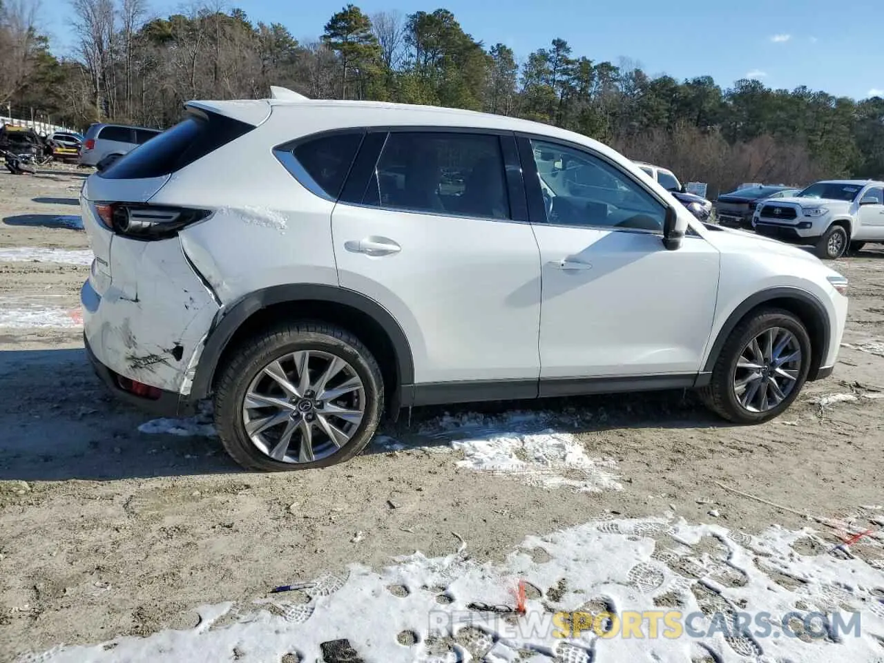 3 Photograph of a damaged car JM3KFBDM5L0855448 MAZDA CX-5 2020