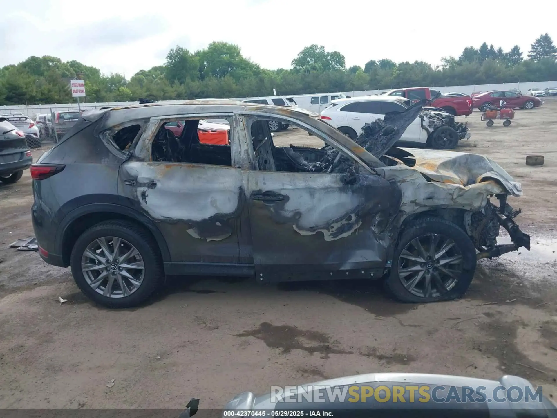 13 Photograph of a damaged car JM3KFBDM6L1855730 MAZDA CX-5 2020