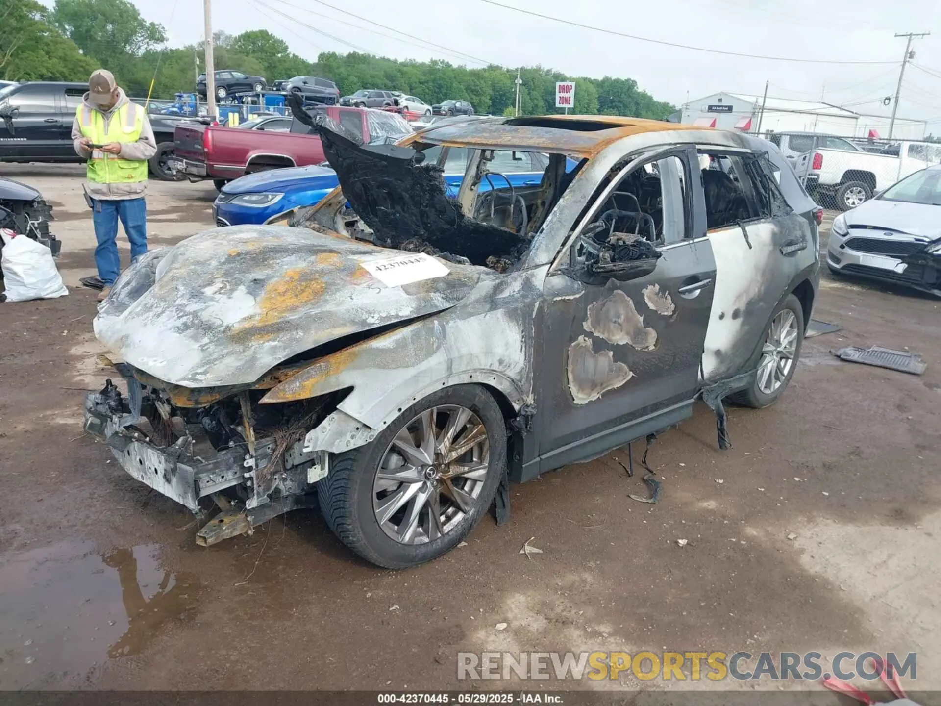 2 Photograph of a damaged car JM3KFBDM6L1855730 MAZDA CX-5 2020