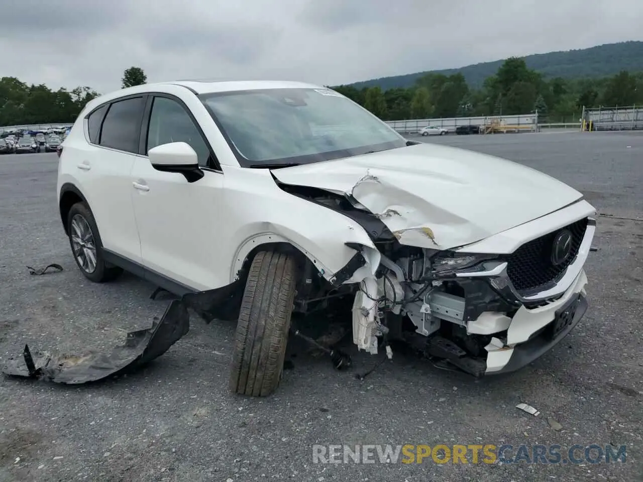 4 Photograph of a damaged car JM3KFBDM7L1744653 MAZDA CX-5 2020