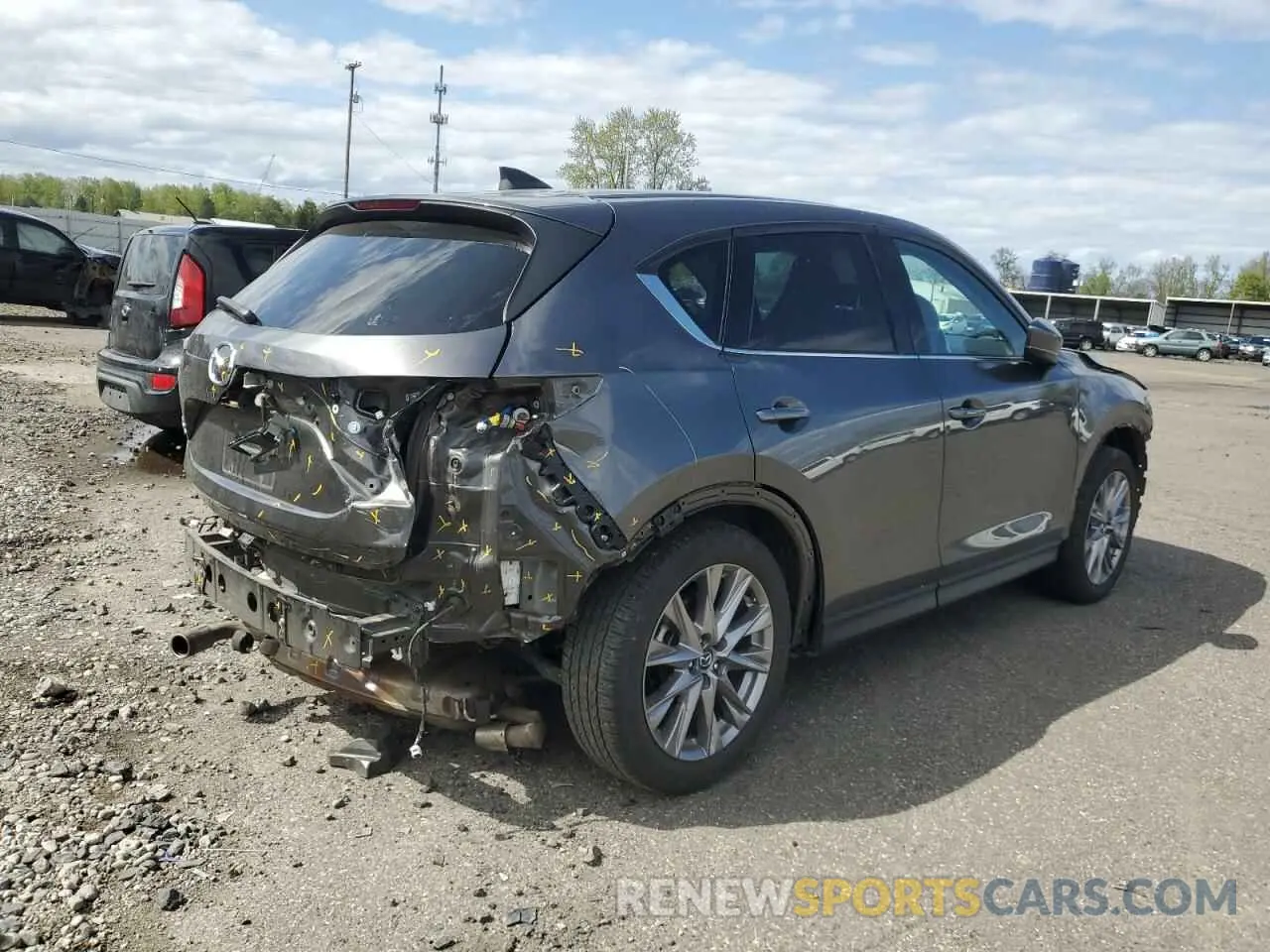 3 Photograph of a damaged car JM3KFBDM7L1856904 MAZDA CX-5 2020