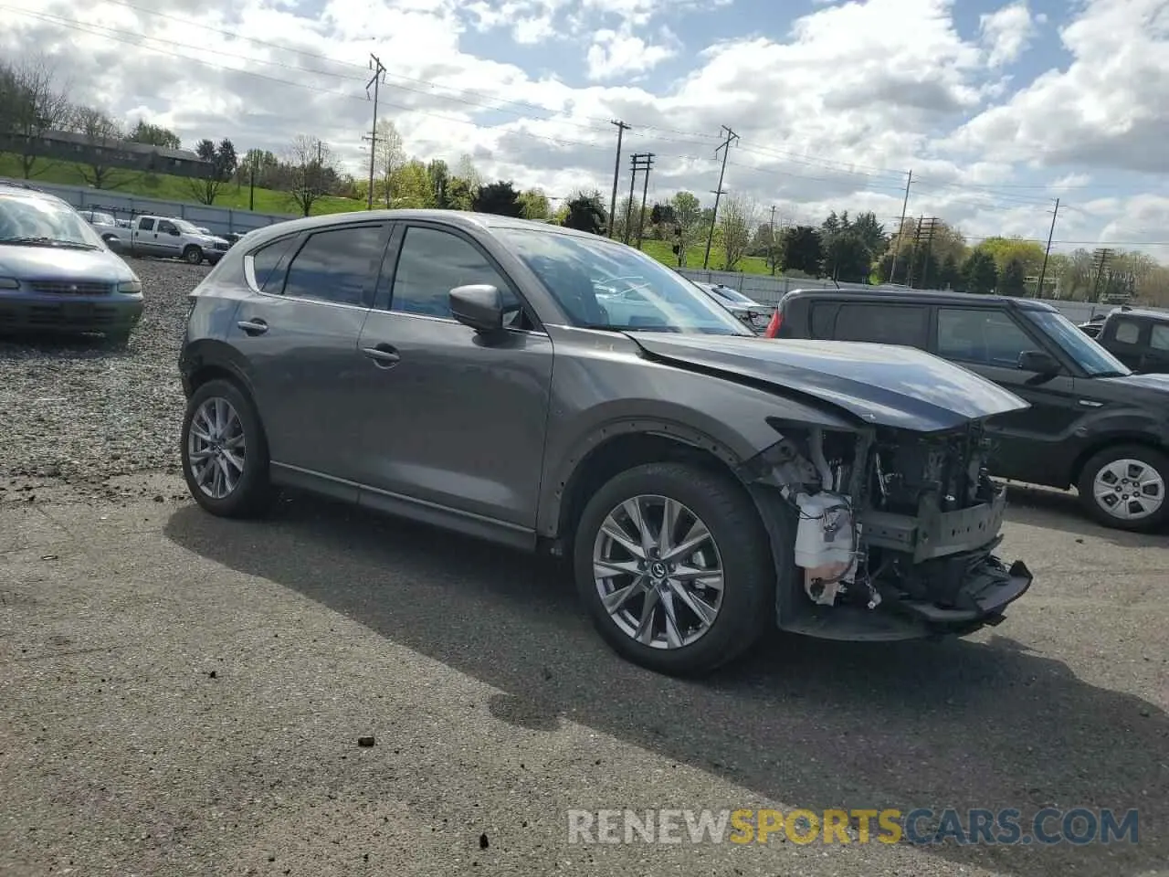 4 Photograph of a damaged car JM3KFBDM7L1856904 MAZDA CX-5 2020