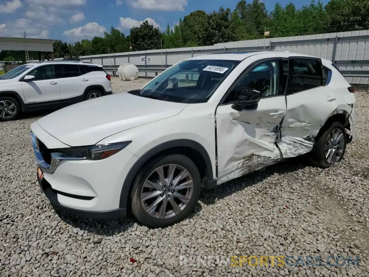 1 Photograph of a damaged car JM3KFBDM8L0735403 MAZDA CX-5 2020