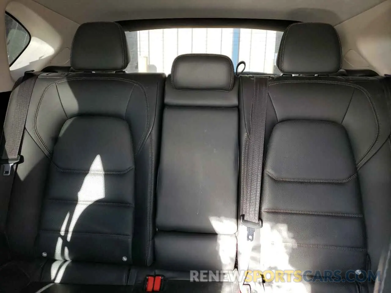 10 Photograph of a damaged car JM3KFBDM9L1820907 MAZDA CX-5 2020