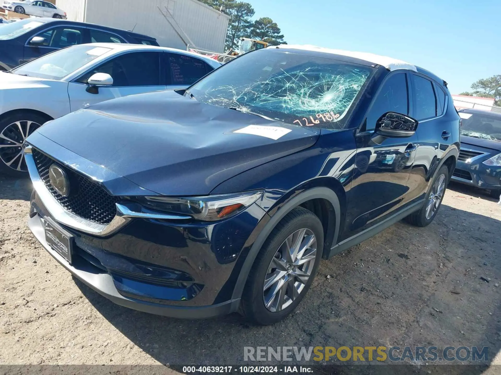 2 Photograph of a damaged car JM3KFBDMXL1726986 MAZDA CX-5 2020