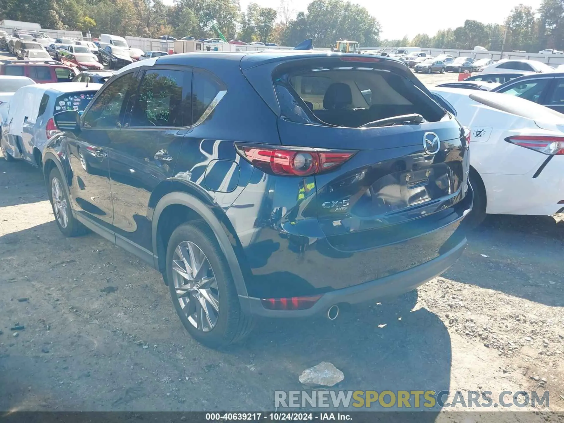 3 Photograph of a damaged car JM3KFBDMXL1726986 MAZDA CX-5 2020