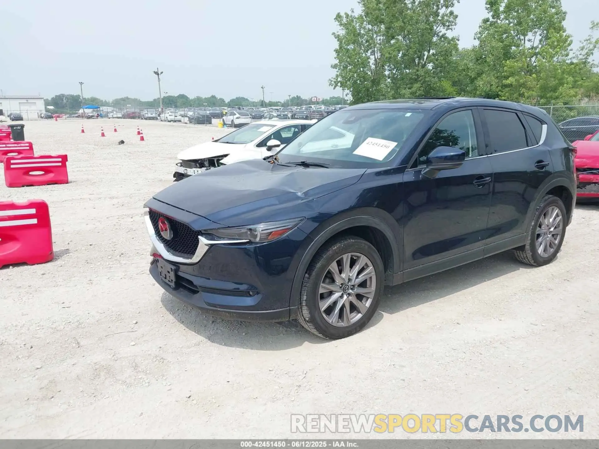 2 Photograph of a damaged car JM3KFBDMXL1742847 MAZDA CX-5 2020